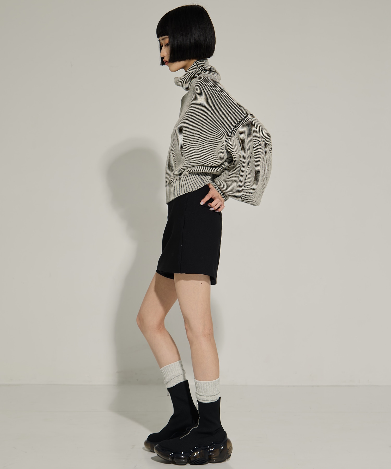 別注Dual face knit AKIKOAOKI