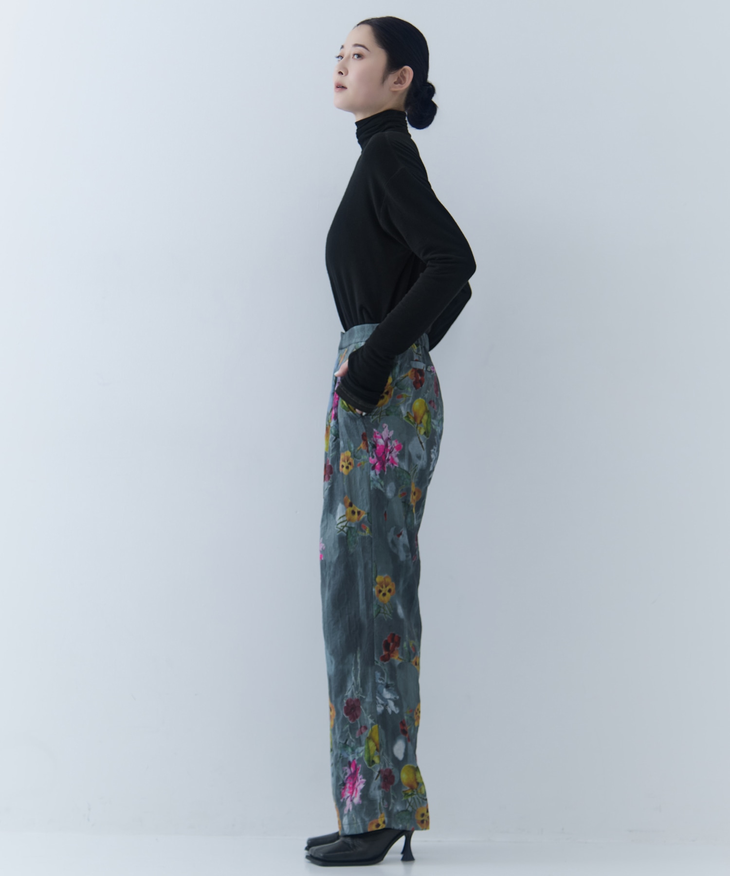 UND GRACE JACQUARD PRINT PANTS AMERI
