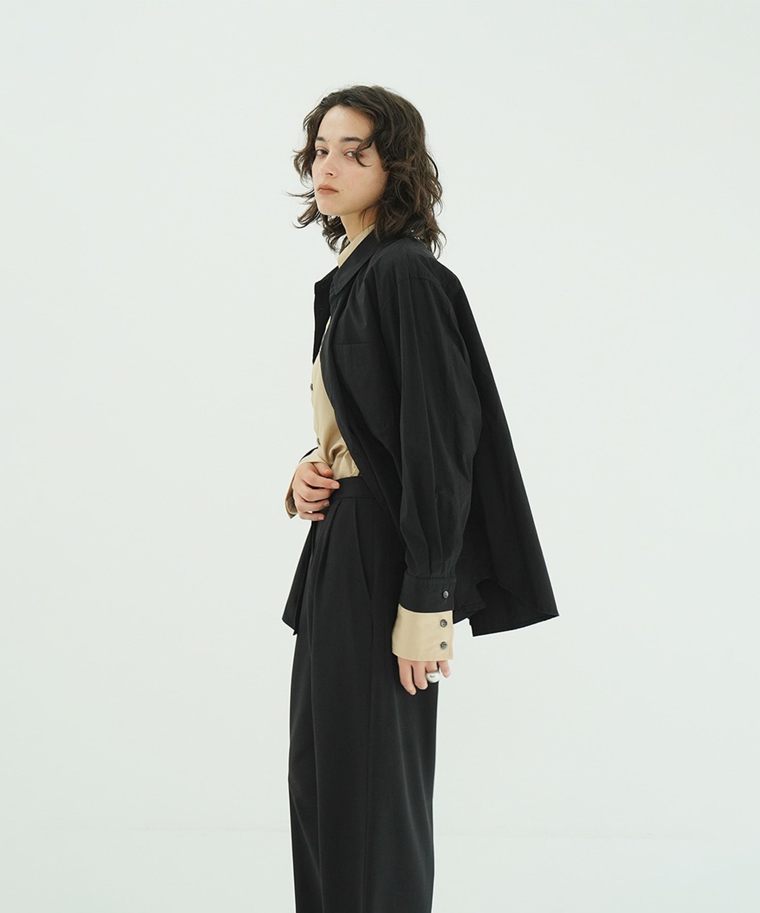 TWO TONE LAYERED SHIRTS CLANE