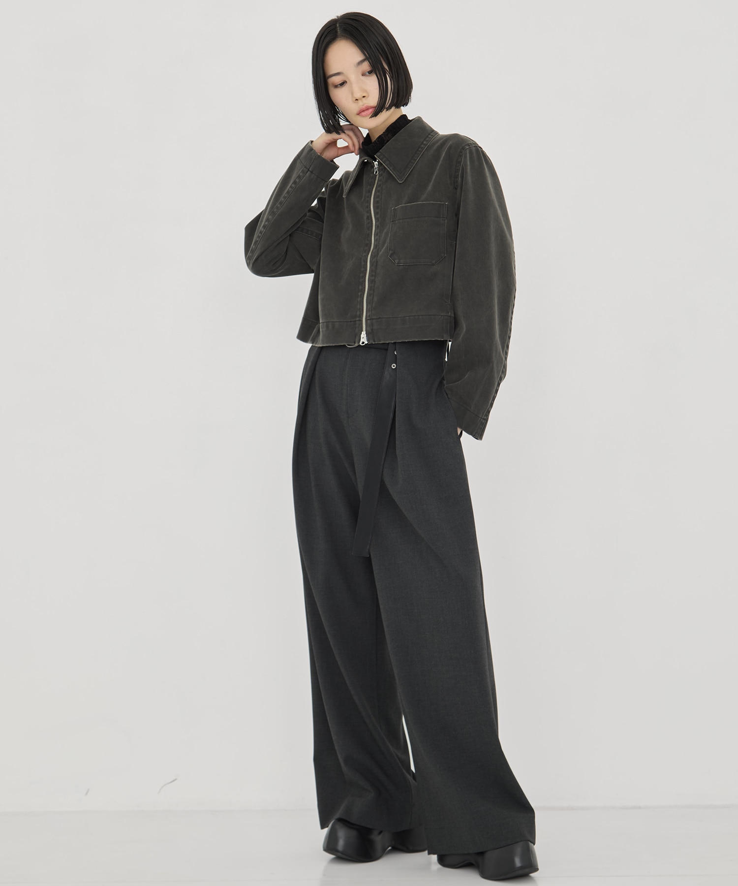 Suede Short Jacket STUDIOUS