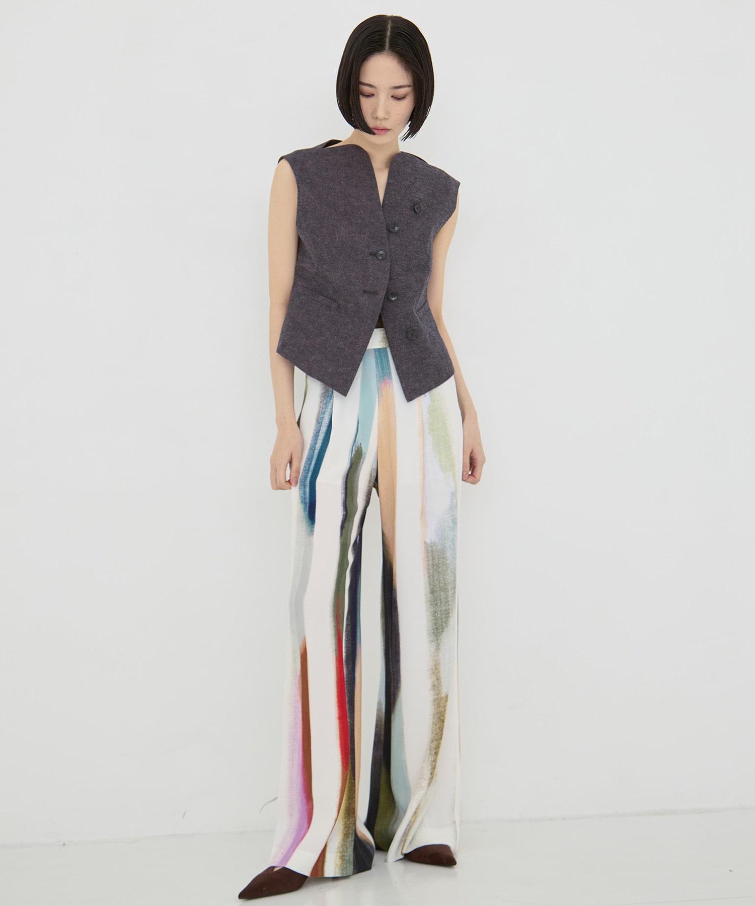 Sesilia vest AKIRANAKA