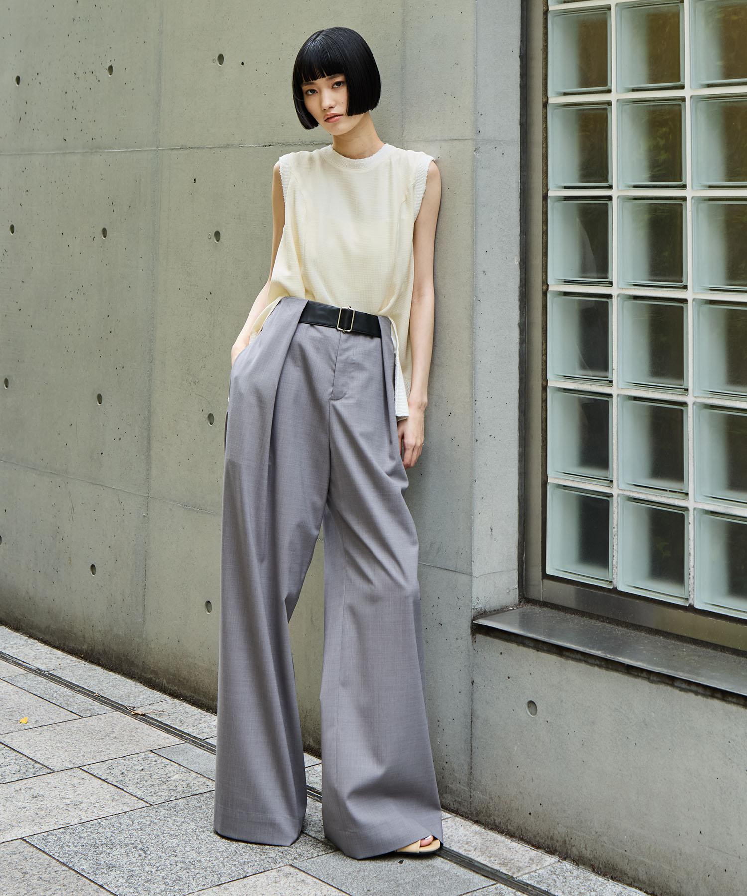 Sleeveless Washable Mesh Blouse STUDIOUS