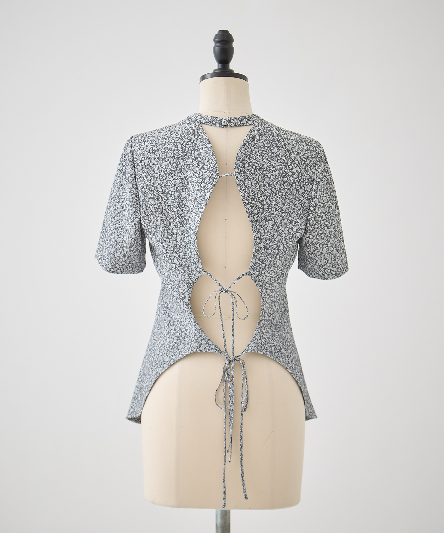 Floral Jacquard Open Back Top Mame Kurogouchi