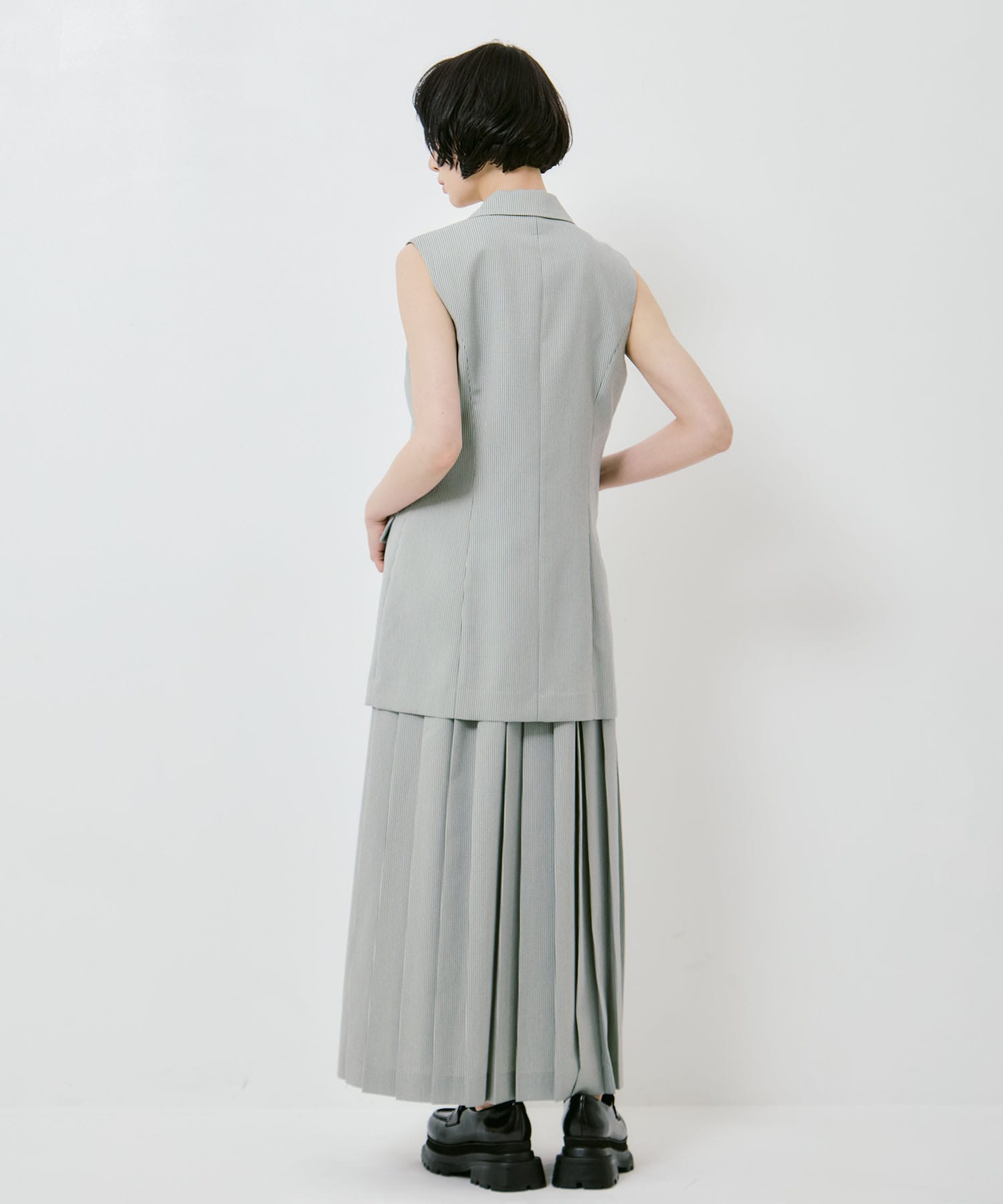 PLEATED SKIRT DOCKING SUIT DRESS AMERI