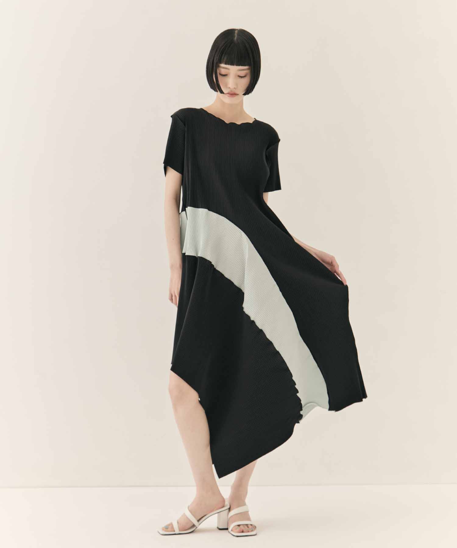 ARCH DRESS SHORT SLEEVE kotohayokozawa