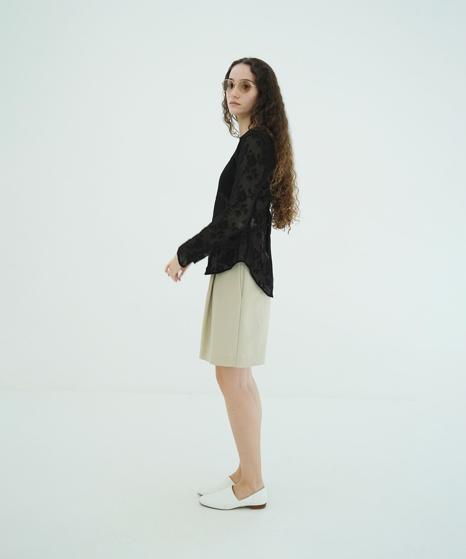 BACK DESIGN FLOWER LACE TOPS CLANE