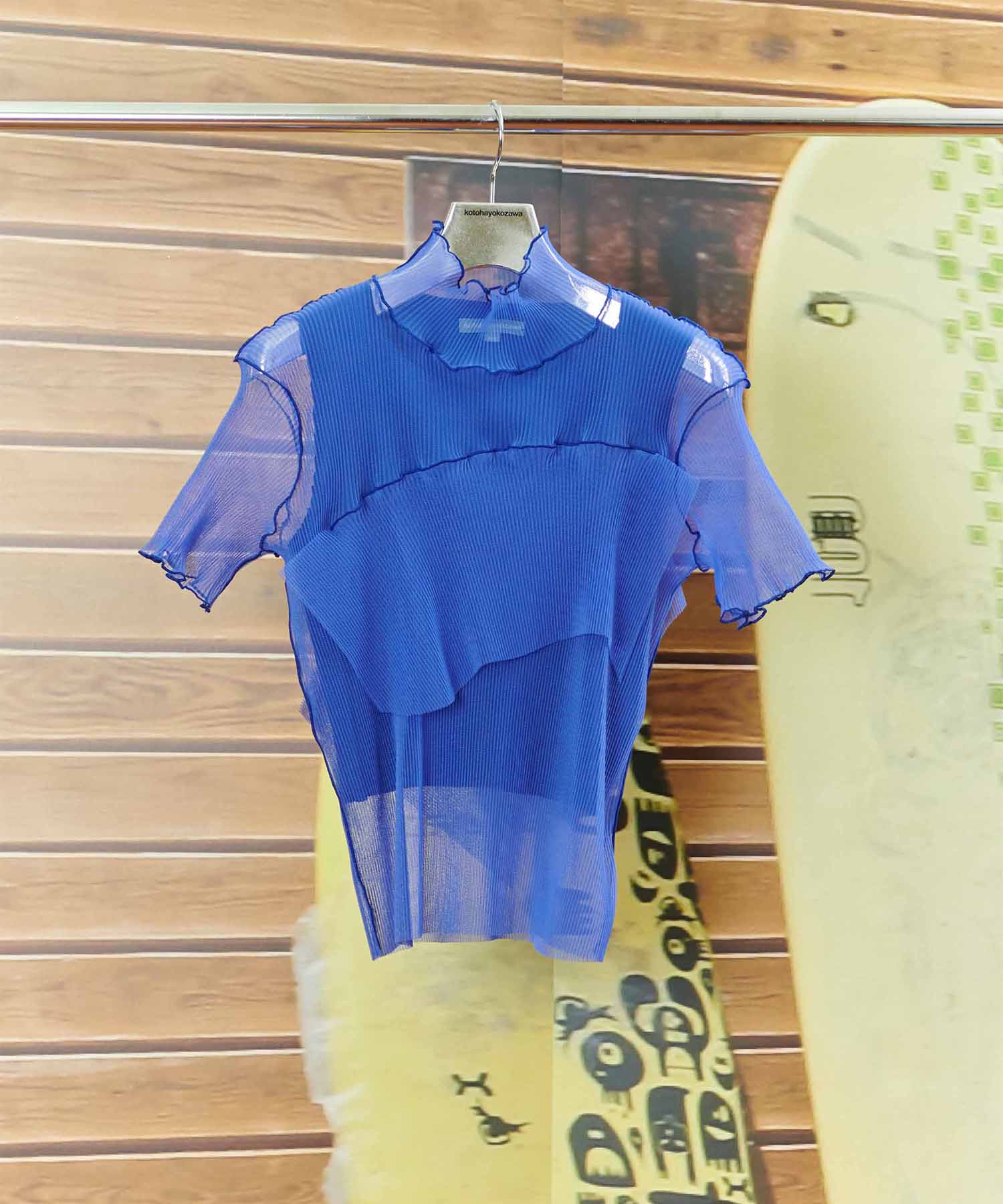 GHOST TODO TOP SHORTSLEEVE HIGHNECK +INNER kotohayokozawa