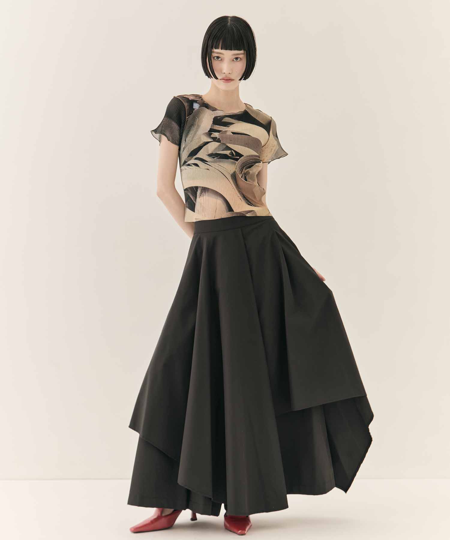 SHEER GRAPHIC TINY TOP kotohayokozawa