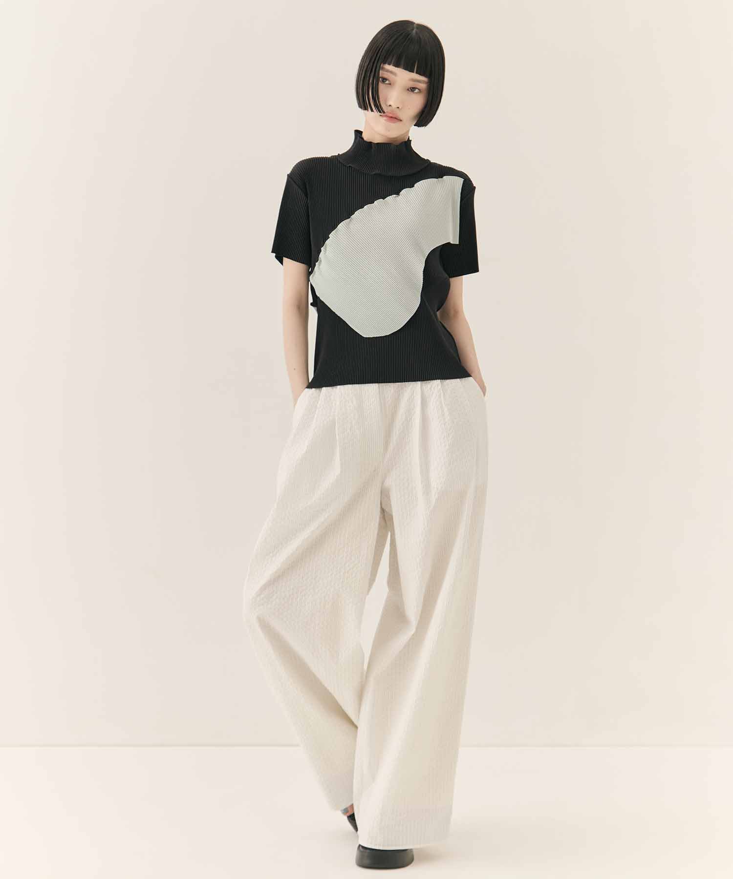 TODO WAVE TOP SHORTSLEEVE HIGHNECK kotohayokozawa