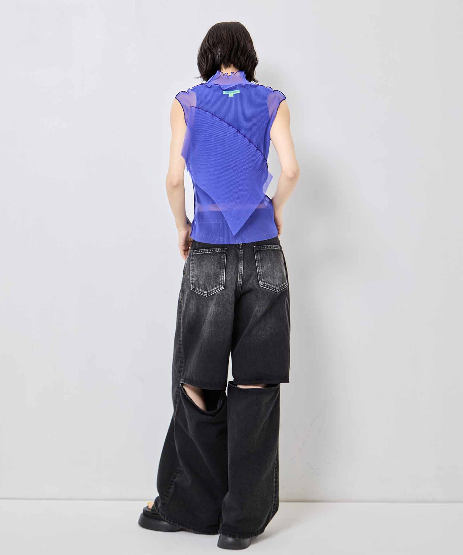 GHOST TODO TOP *SLEEVELESS HIGHNECK +INNER kotohayokozawa