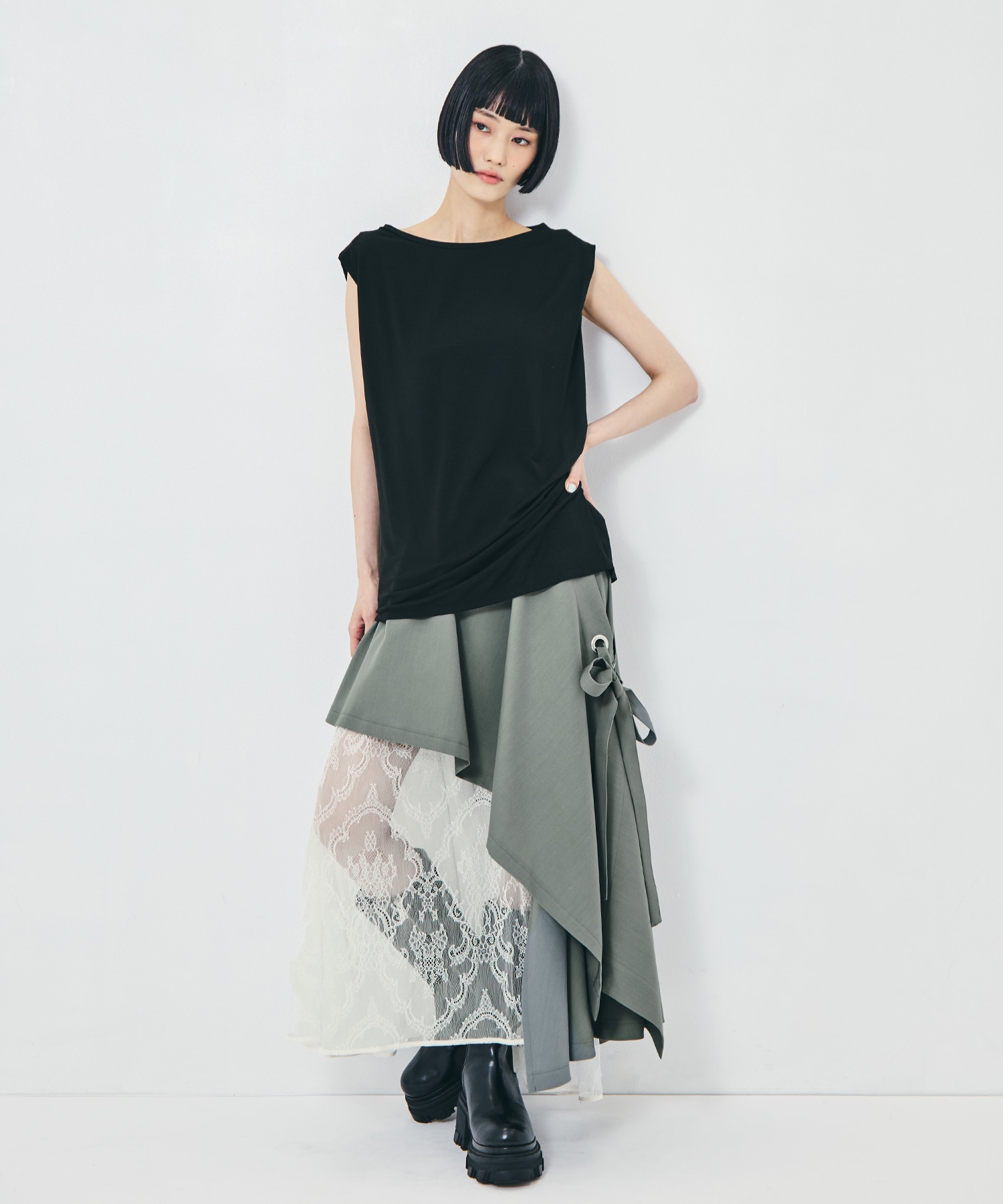 別注collagen no sleeve tops determ