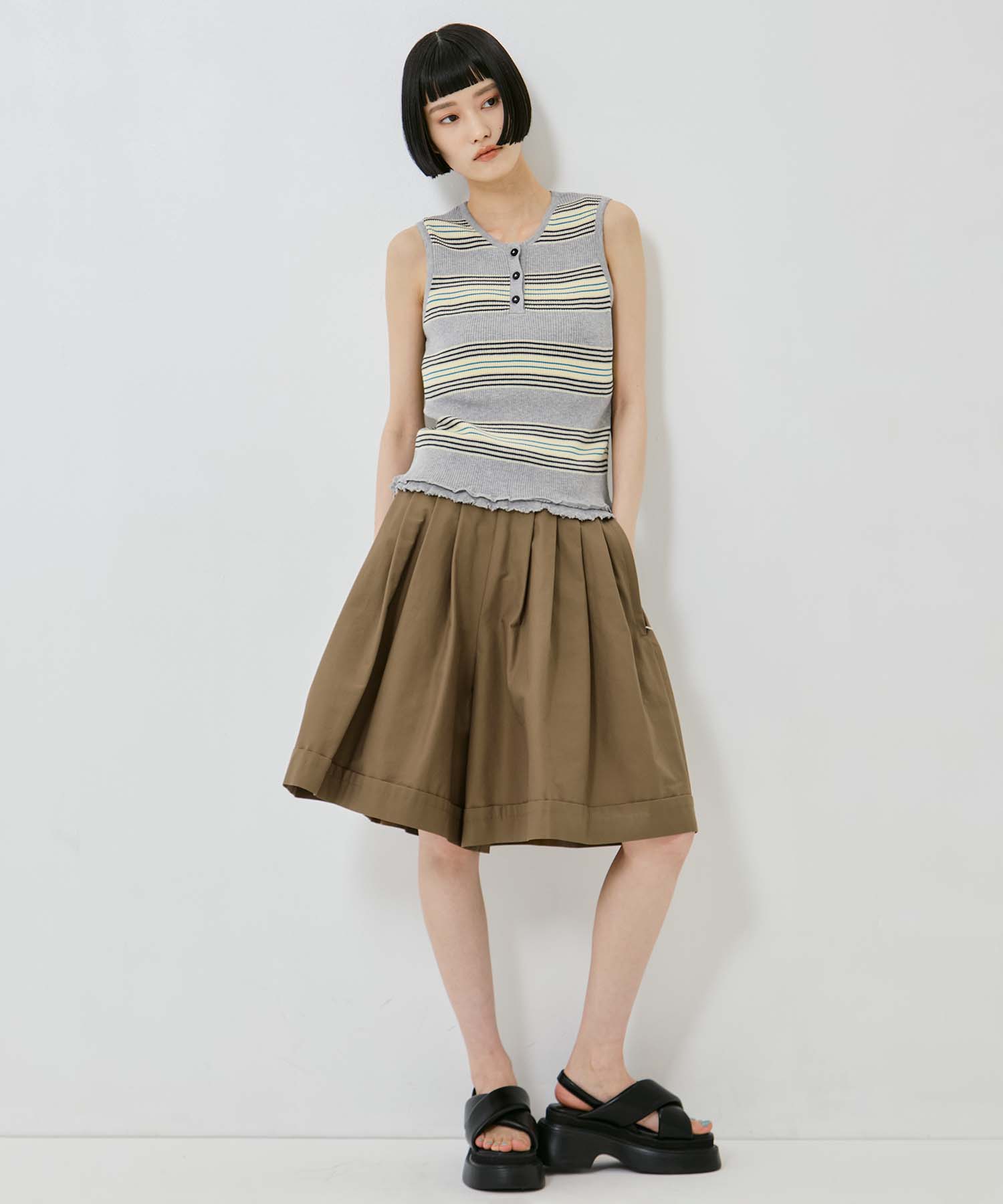 AKES-012K【ボーダーニットトップス】 AKANE UTSUNOMIYA