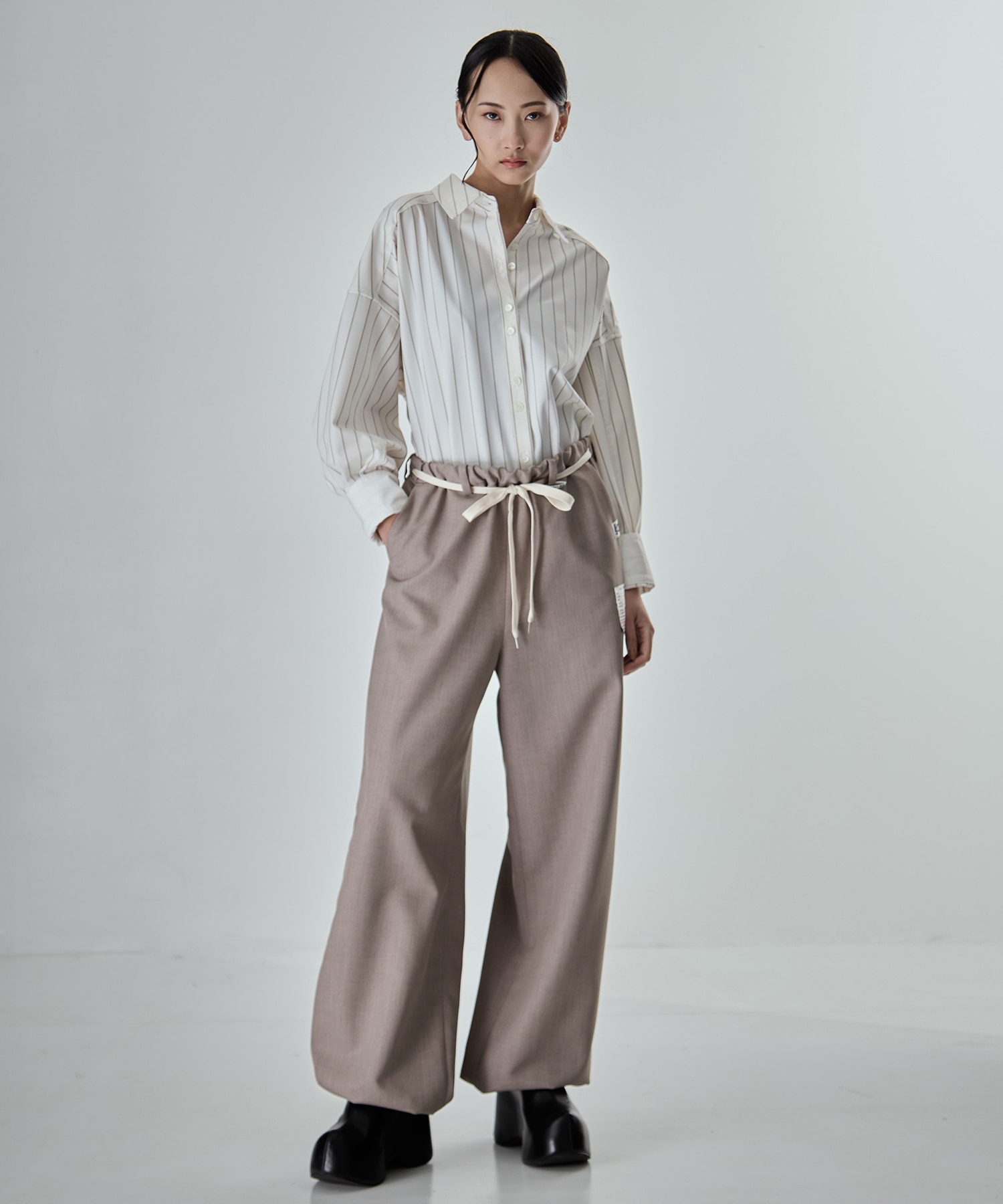 WOOLY TEXTURE EASY TROUSERS Maison MIHARA YASUHIRO