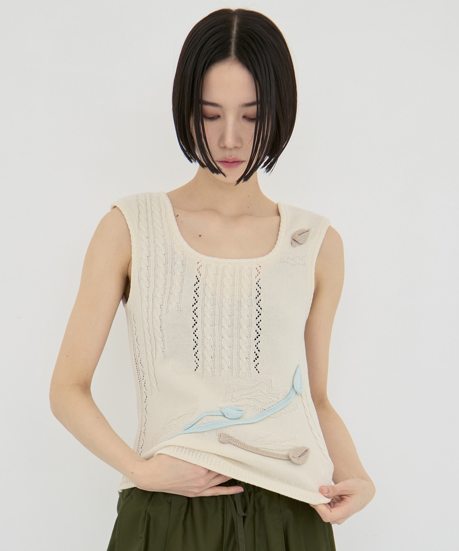 3D Floral Motif Sleeveless Knit Top Mame Kurogouchi