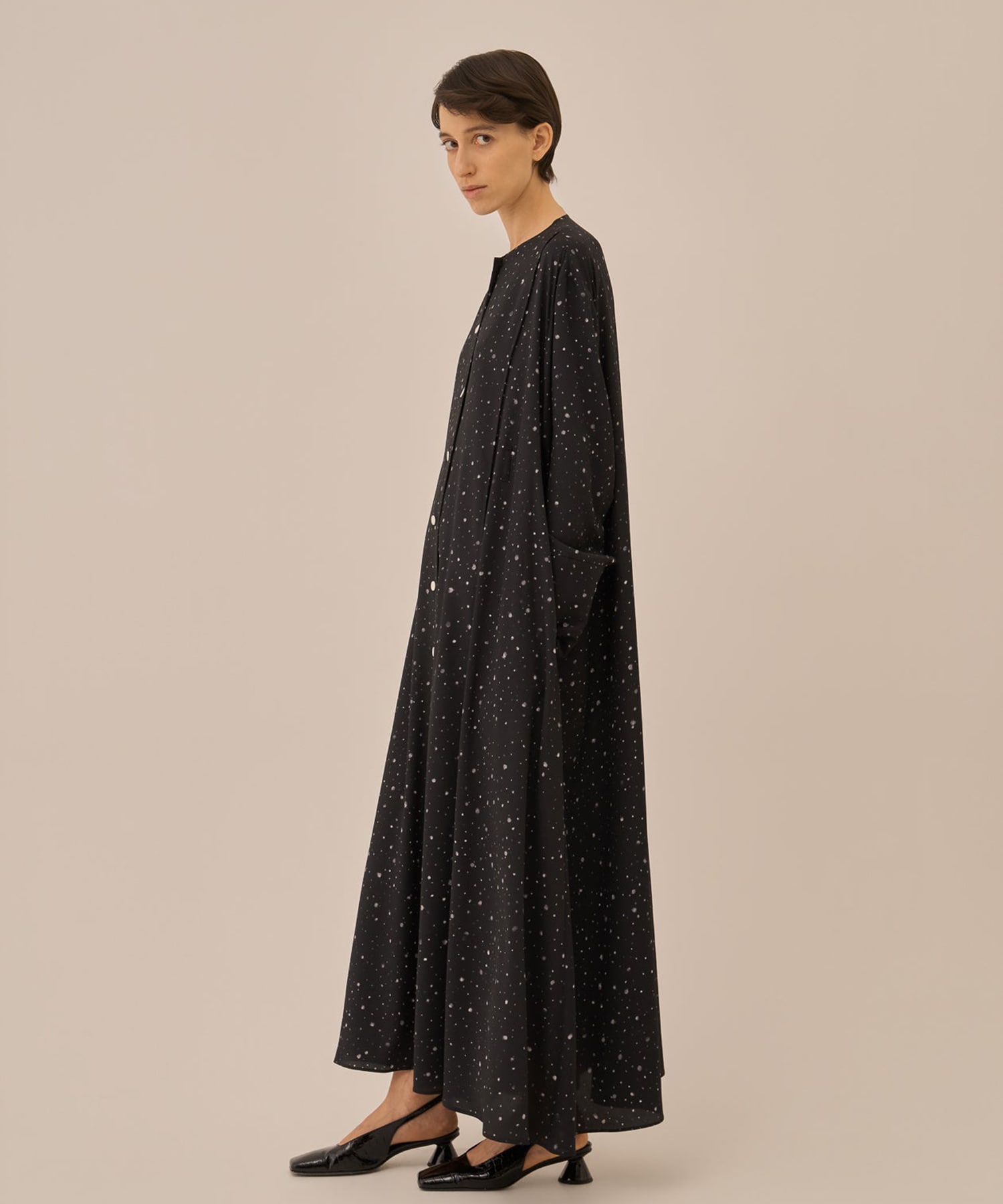 Yasetsu dress AKIRANAKA