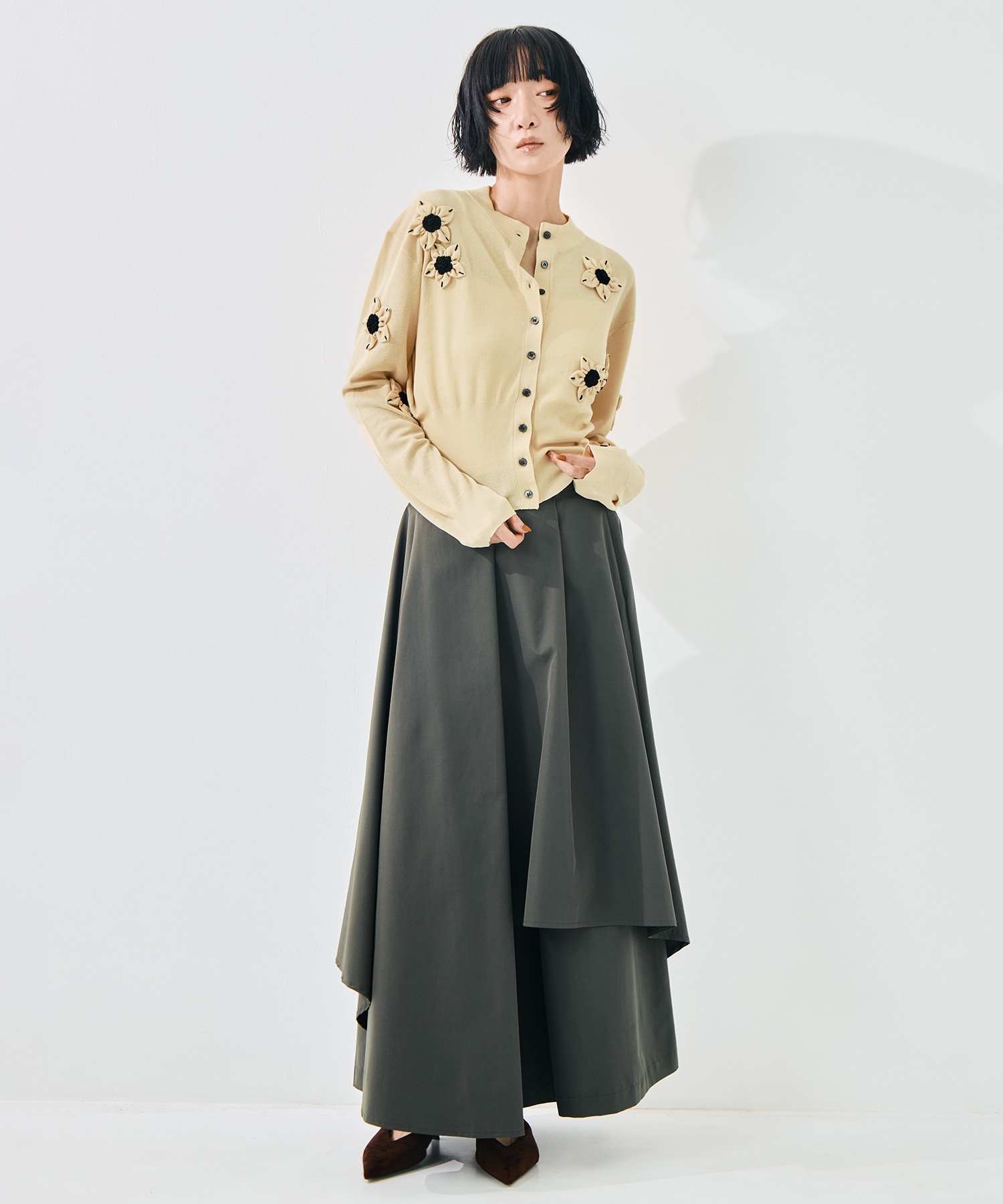 FLOWER MOTIF KNIT CARDIGAN CLANE