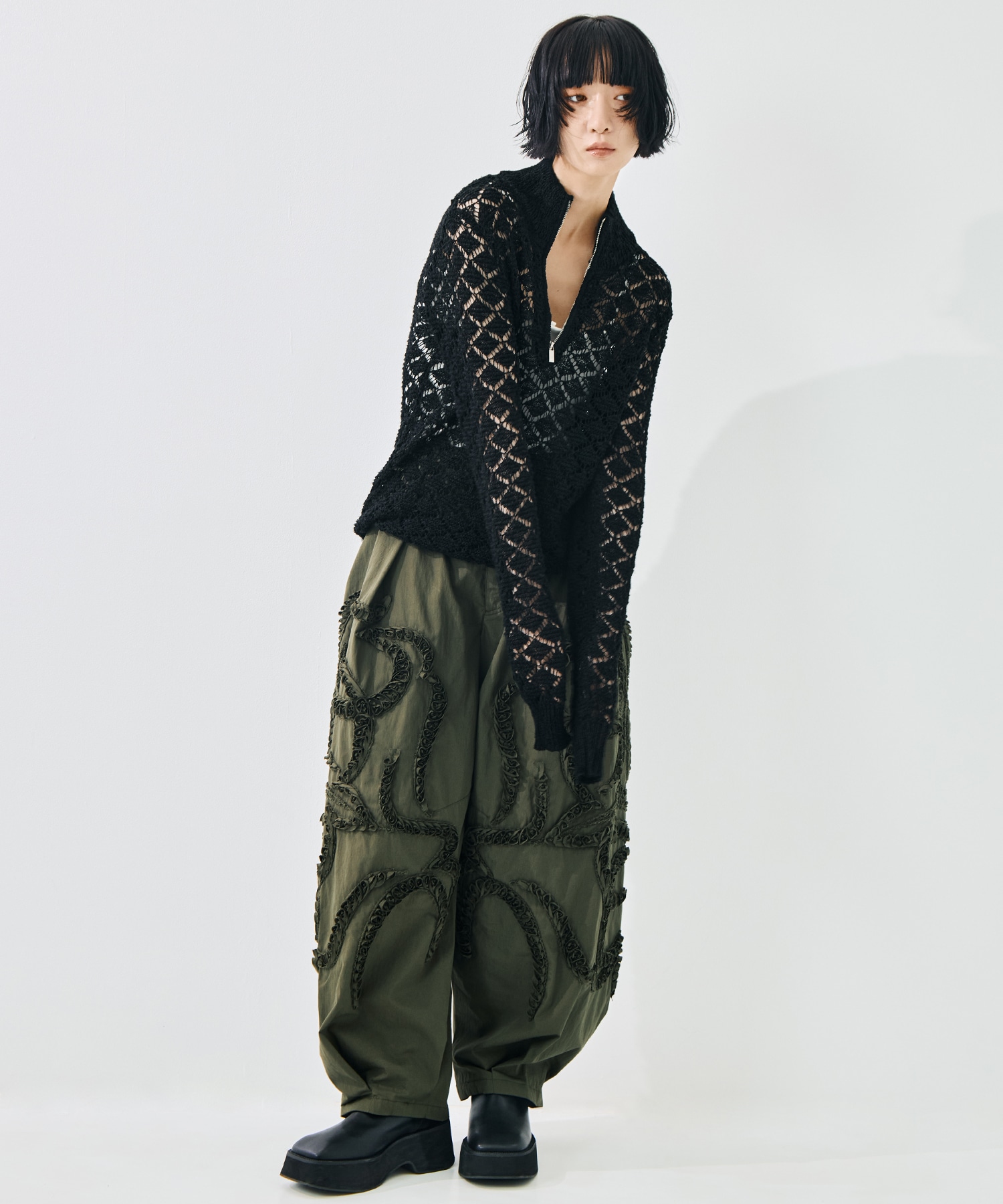 WIDE TATOO EMBROIDERY PANTS TAAKK