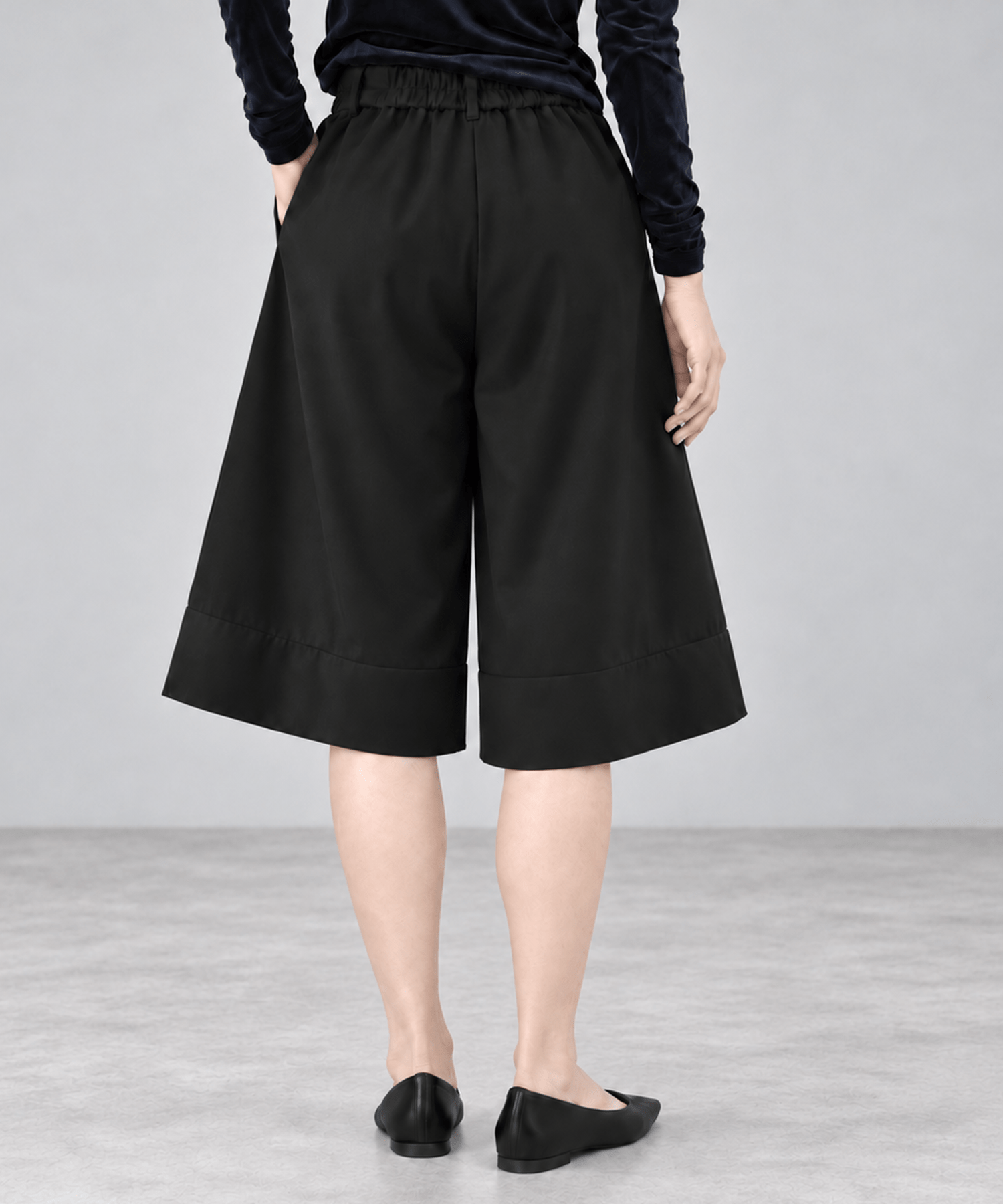 Tucked Bermuda Shorts STUDIOUS