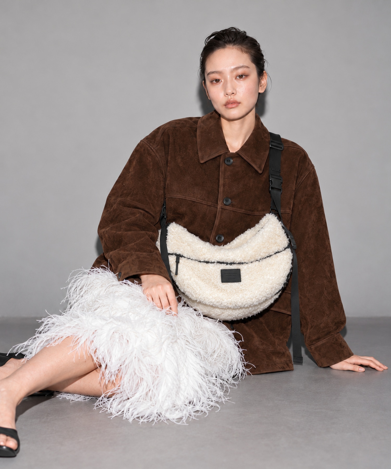 pertex & boa shoulder bag beautiful people