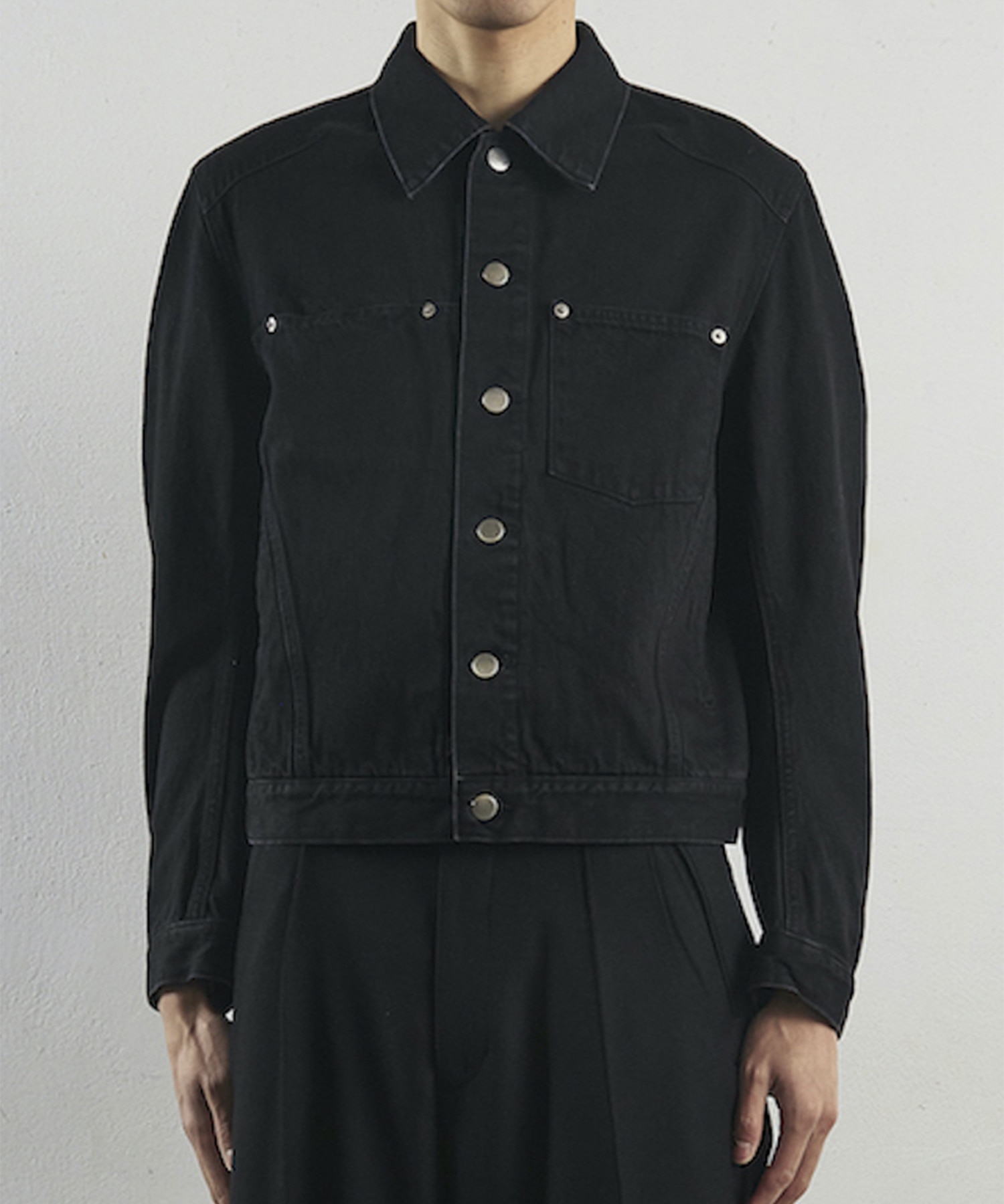 DENIM 3D TRUCKER JACKET FADE BLACK NVRFRGT