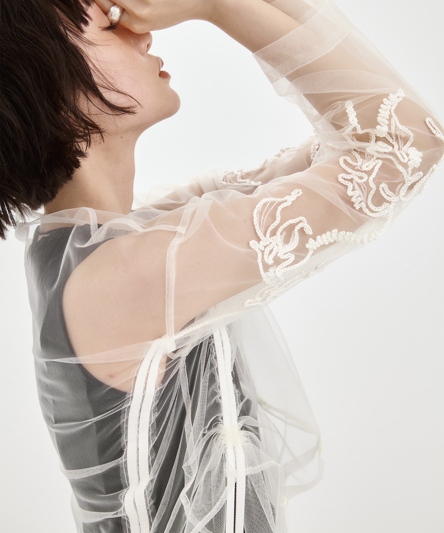 EX.embroidered tulle cardigan MURRAL