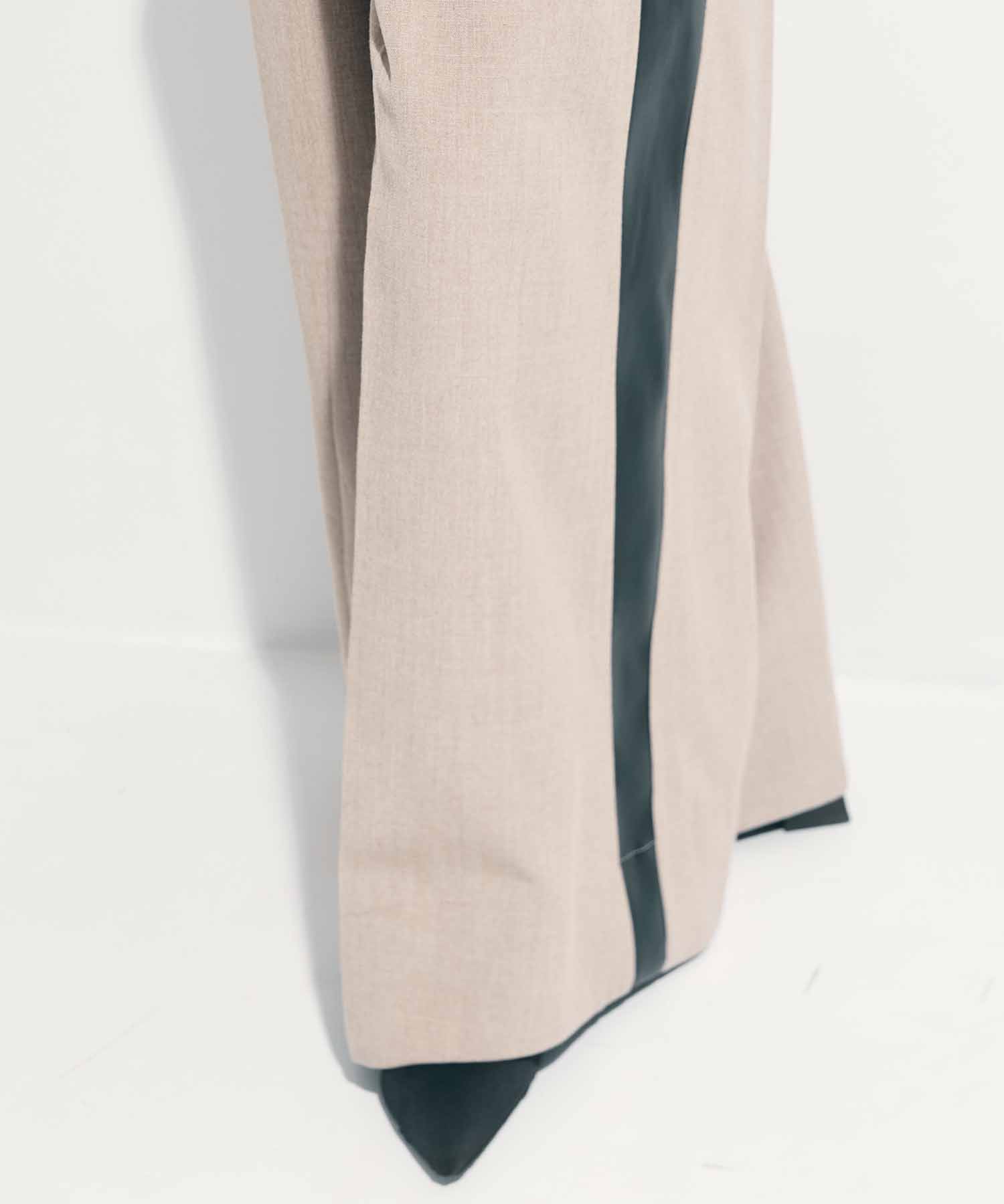 Side Leather Flare Trousers STUDIOUS