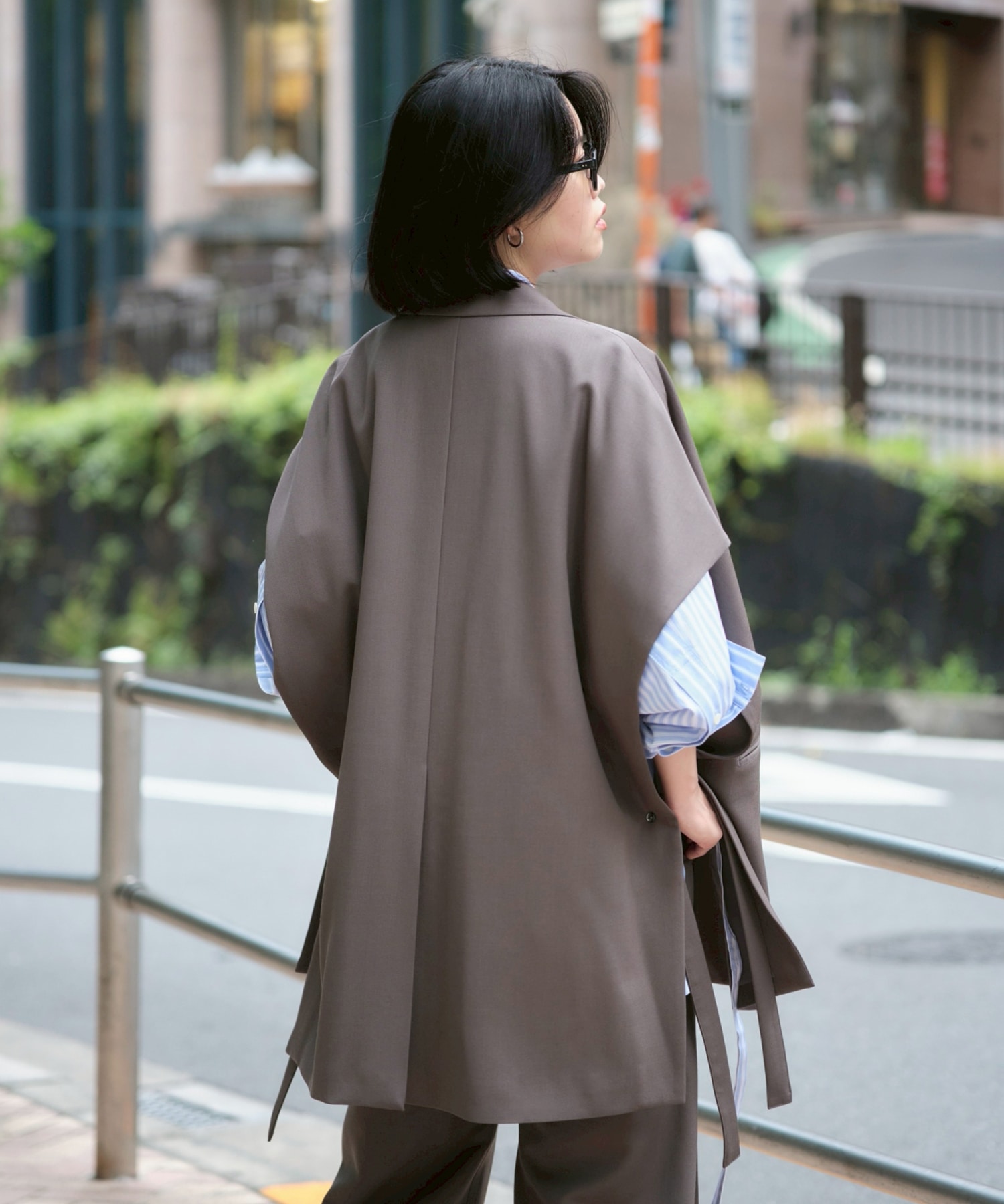 Square Vest UJOH