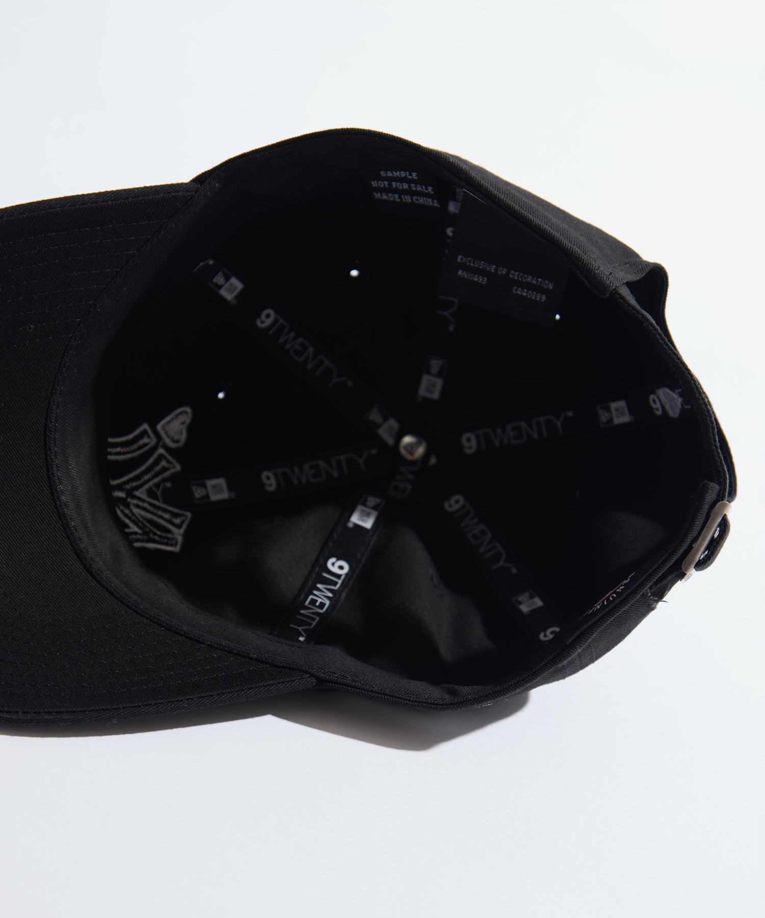 別注 x Newera Yankees Cap BASICKS