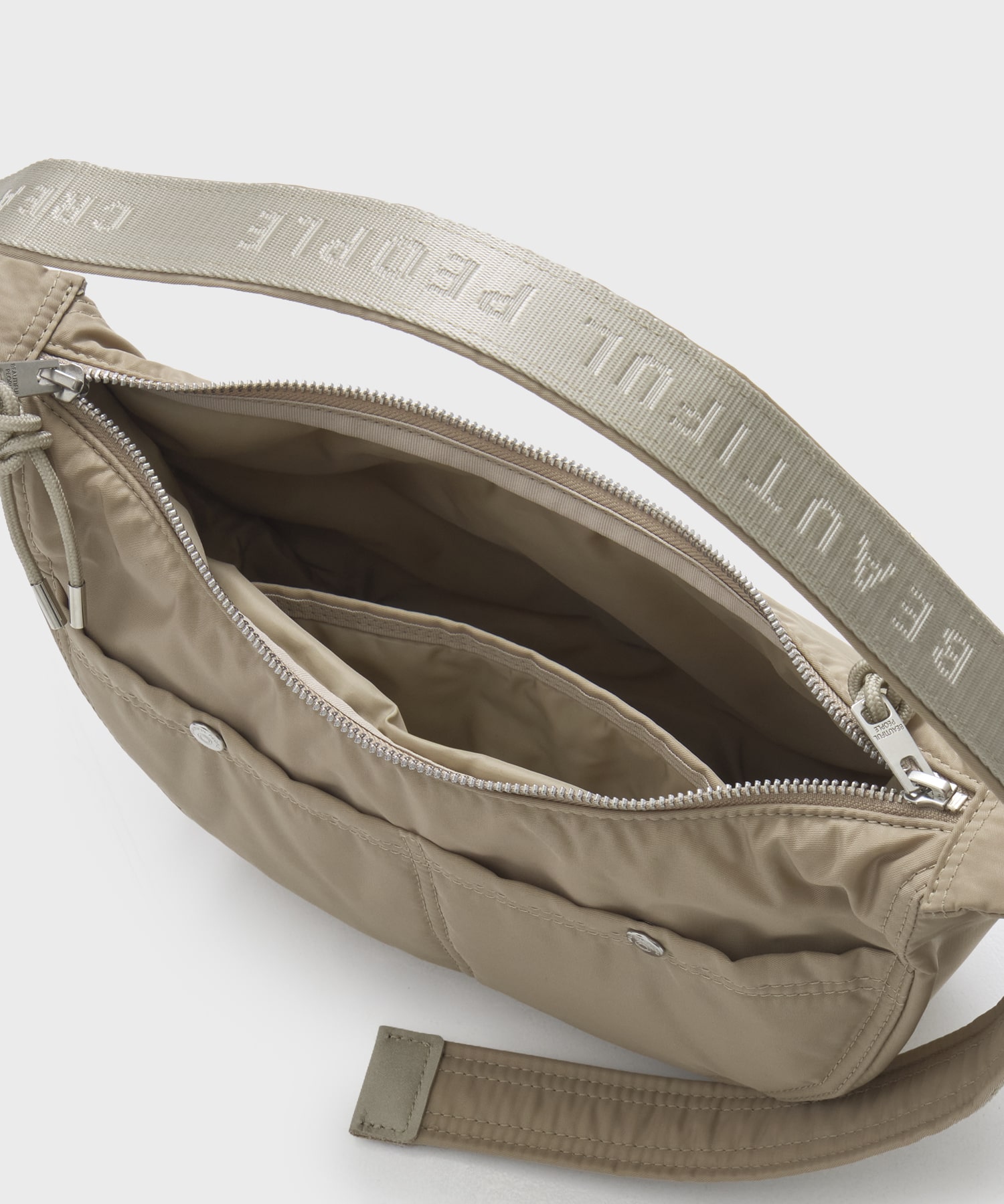 別注nylon moon shoulder bag beautiful people