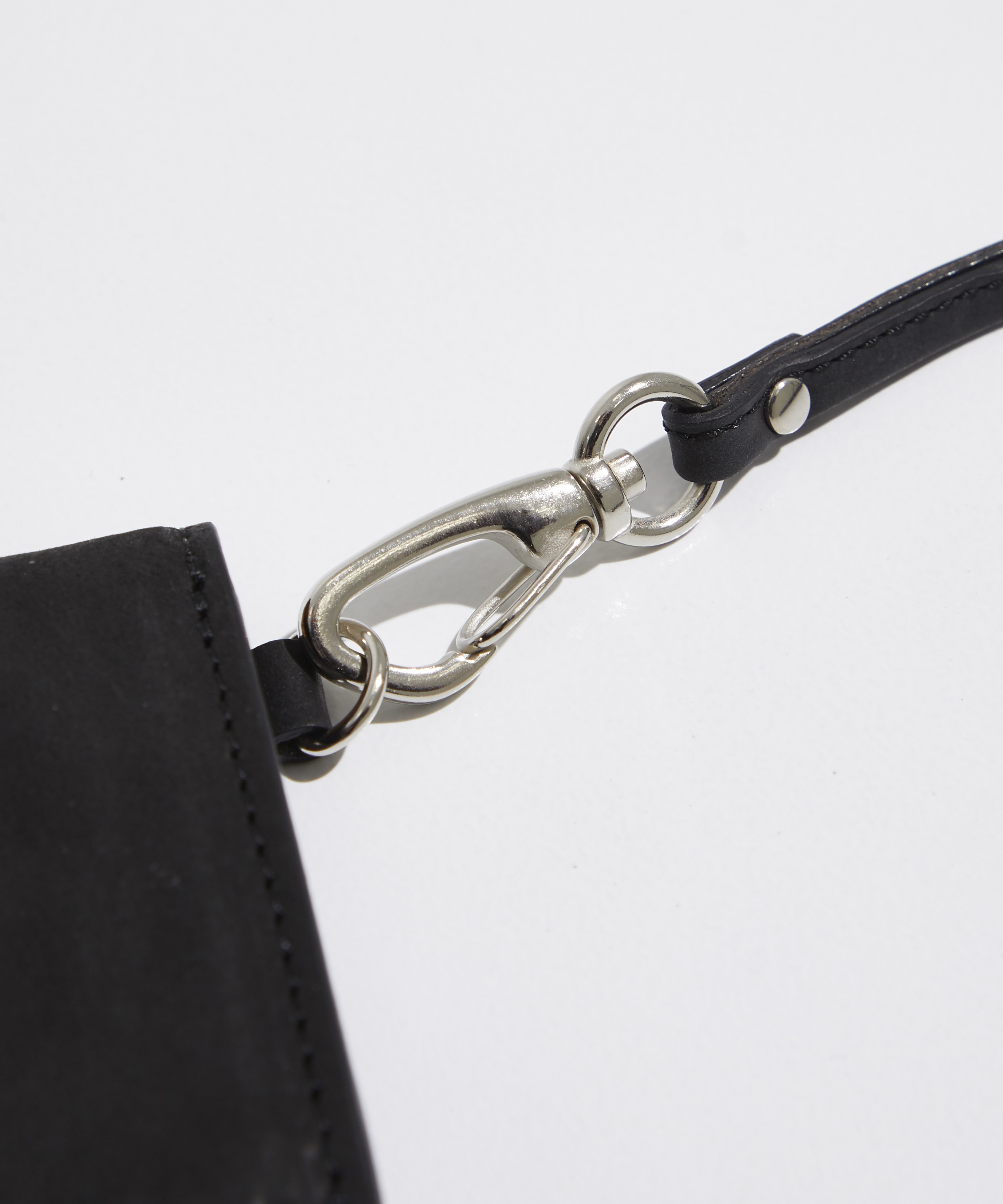 DWELLER NECK WALLET COW LEATHER | nonnative