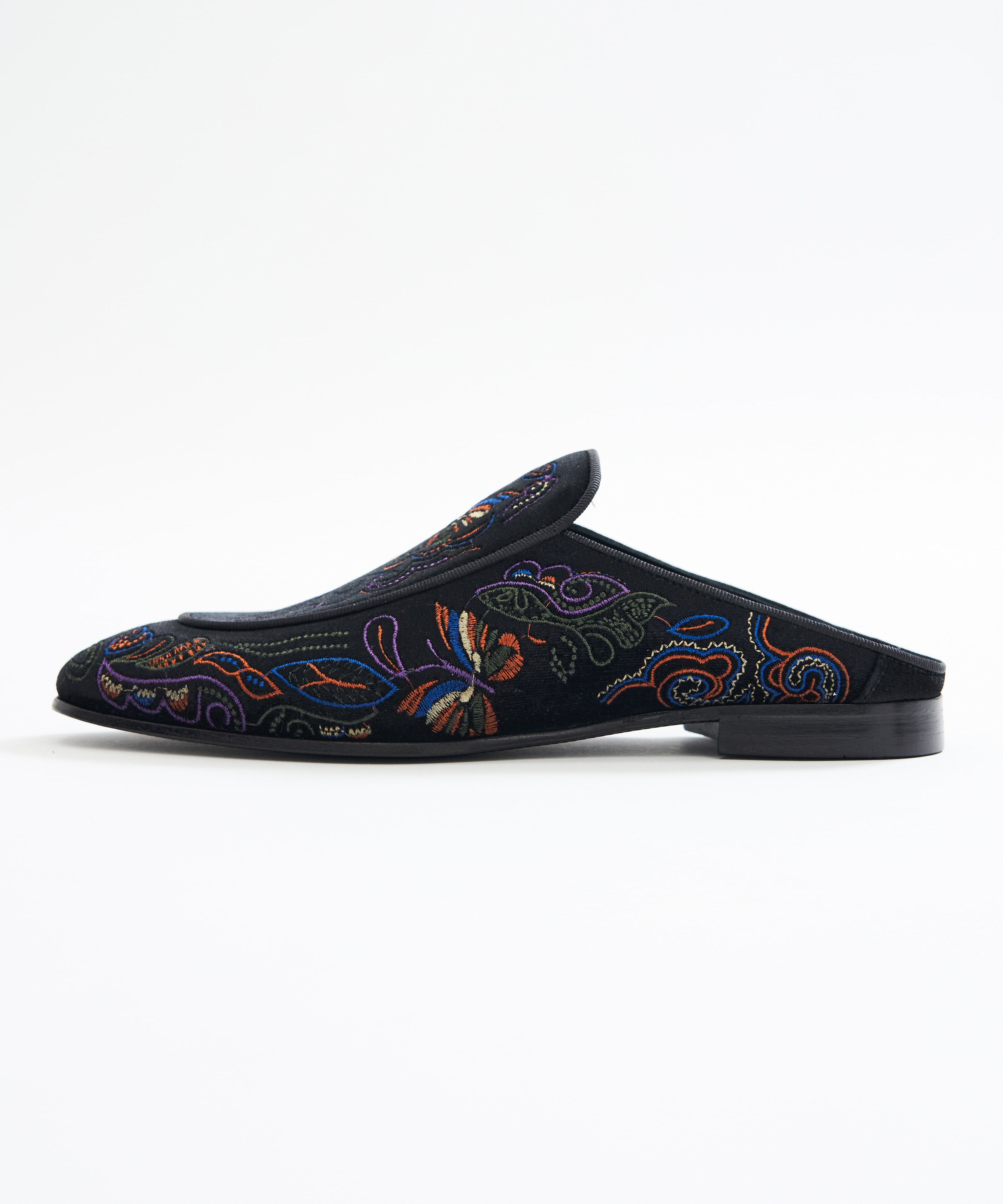 NEEDLES VELVET MULE PAPILLON EMBROIDERY | www.angeloawards.com