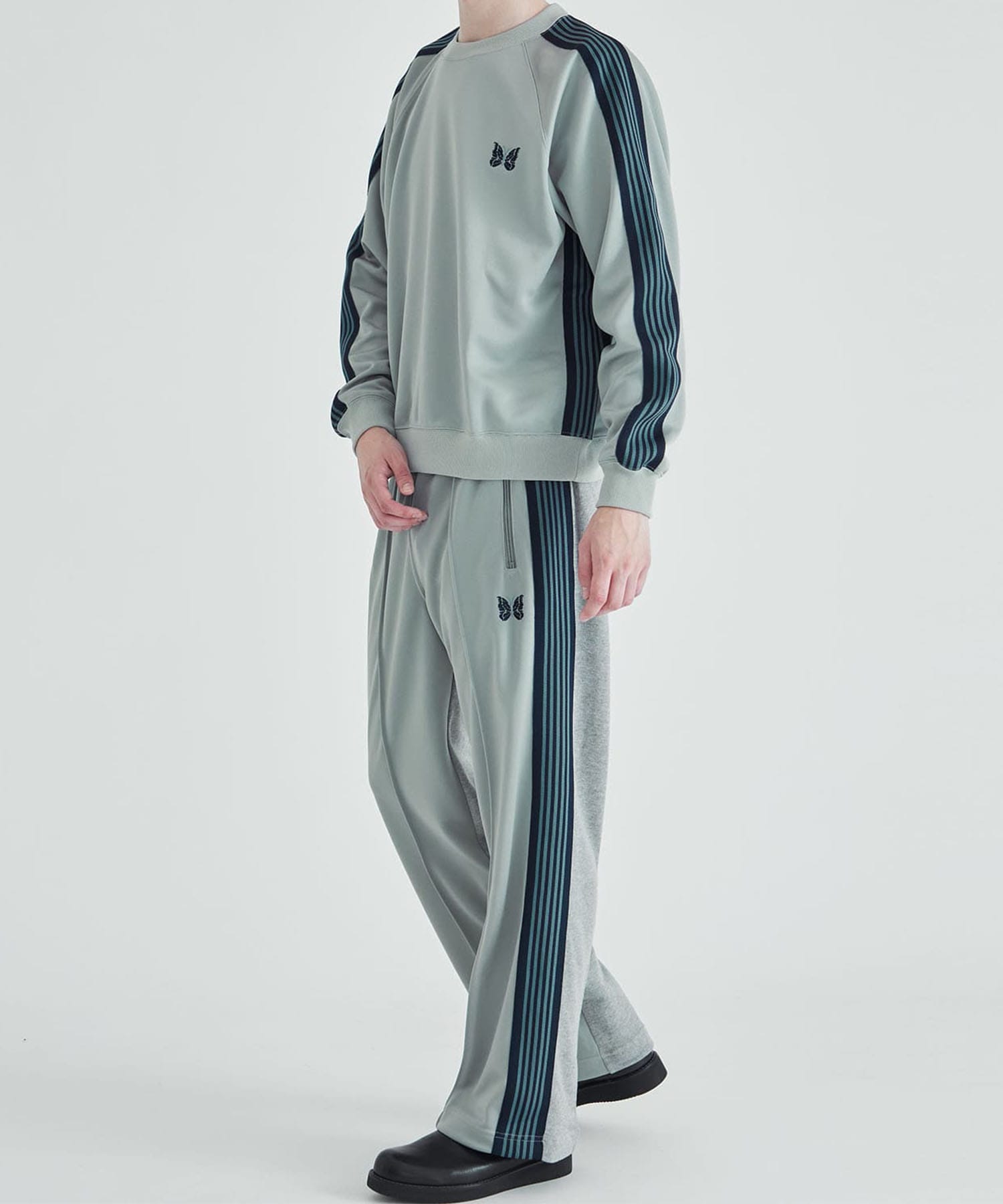 シルエットはストレートですNeedles SWEAT PANTS 22fw studious別注 Ｌ