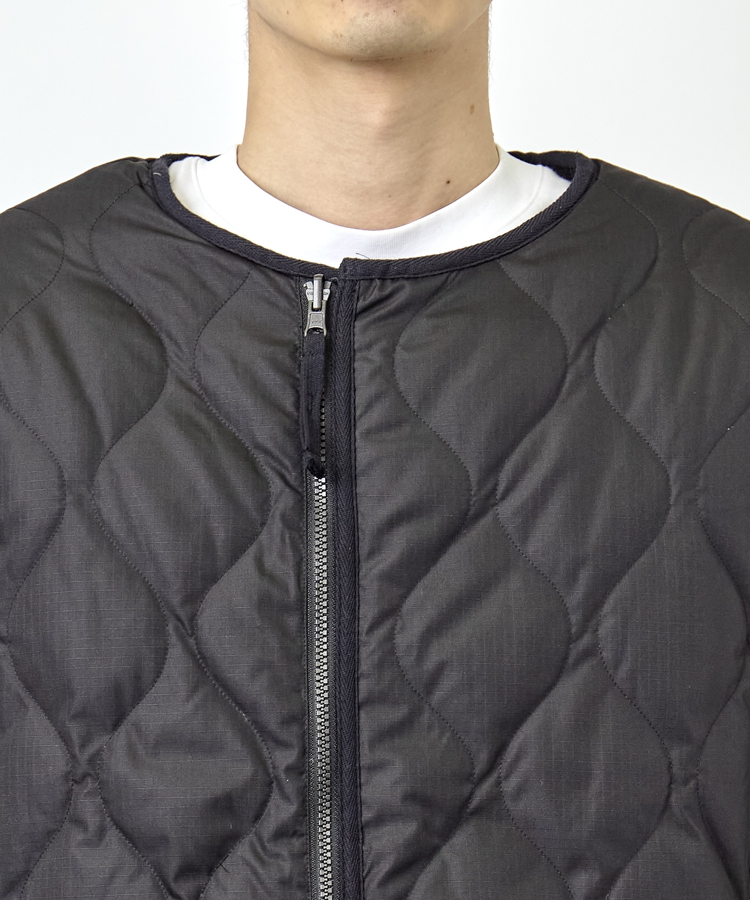 MILITARY RIVERSIBLE CREW NECK DOWN JKT TAION/TAION EXTRA