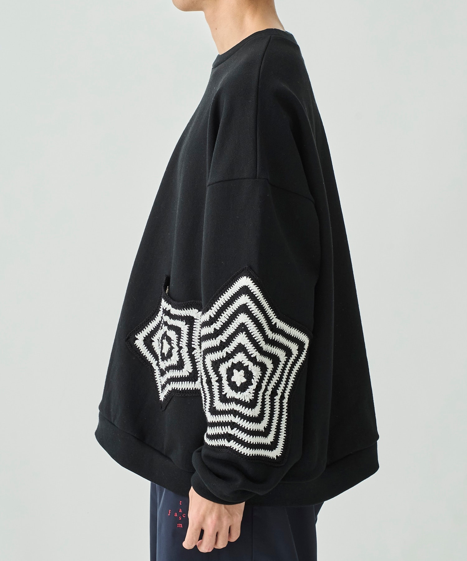 STAR CROCHET SWEAT DISCOVERED