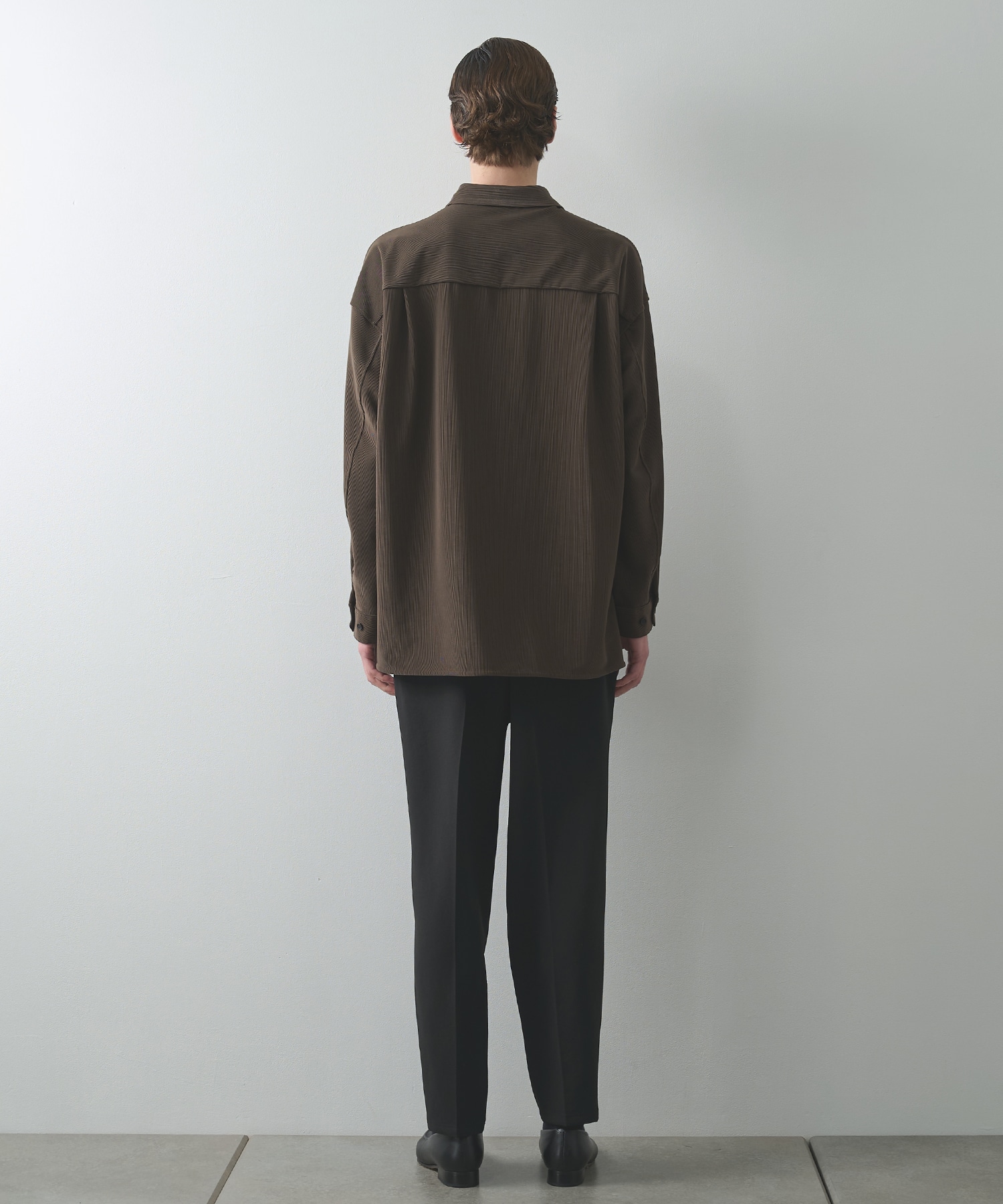 ESSENTIAL WIDE TAPERED PANTS | STUDIOUS
