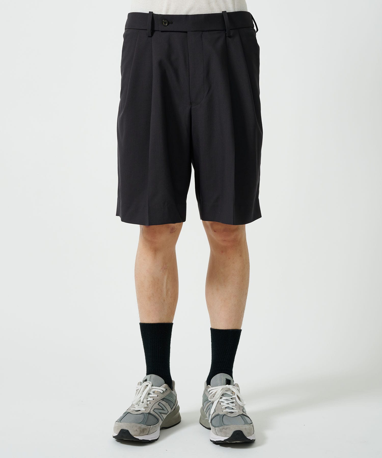 DOUBLE PLEATED CLASSIC WIDE SHORTS MARKAWARE/marka