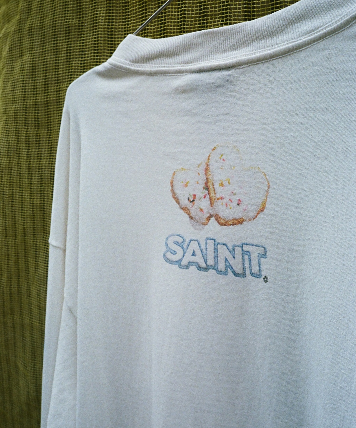 SM-YS1-0000-C39/SA_LS TEE/HEART CKIE/WHT SAINT M××××××