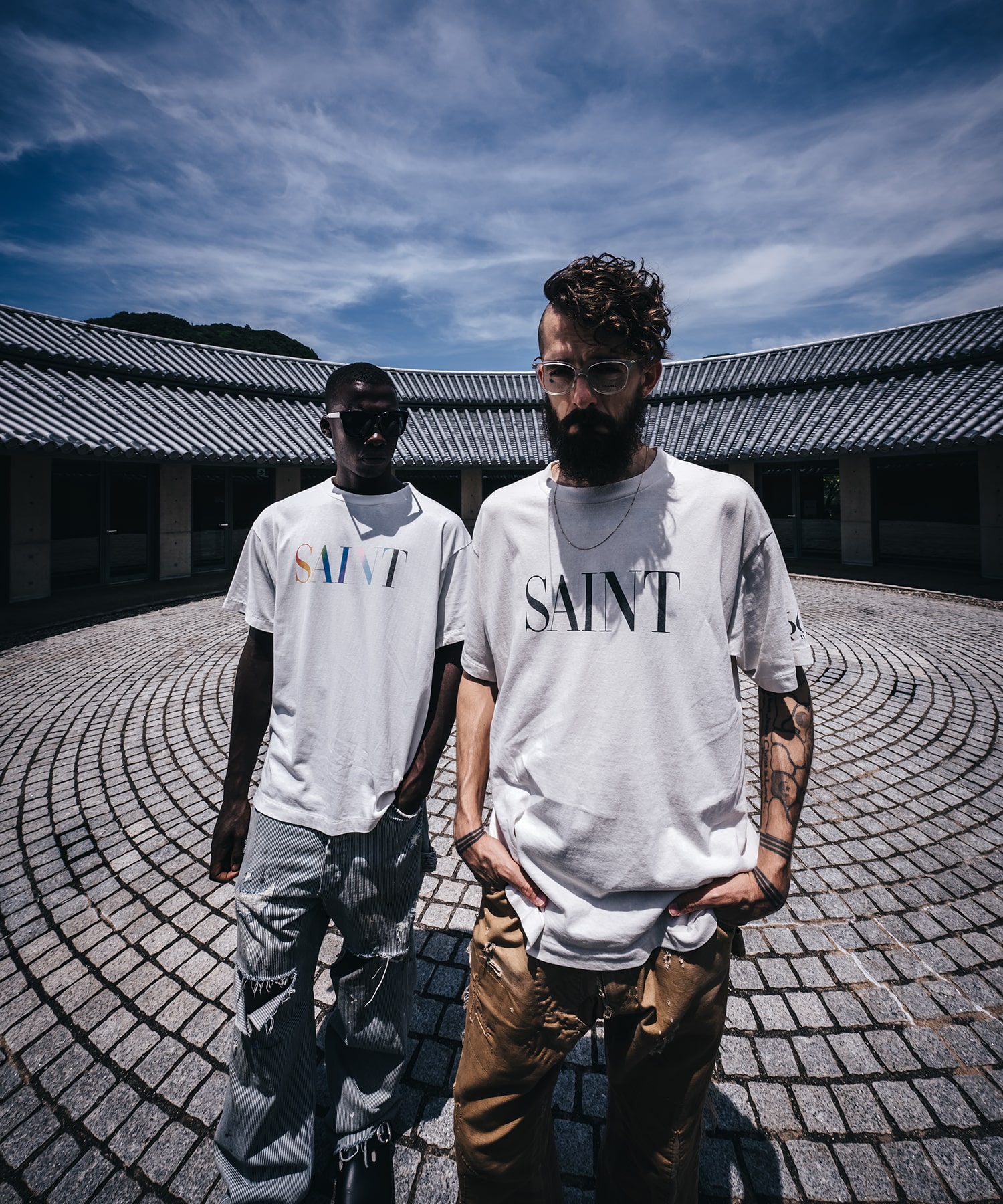 SM-YS1-0000-007/SS TEE/RAINBOW SAINT/WHT SAINT M××××××