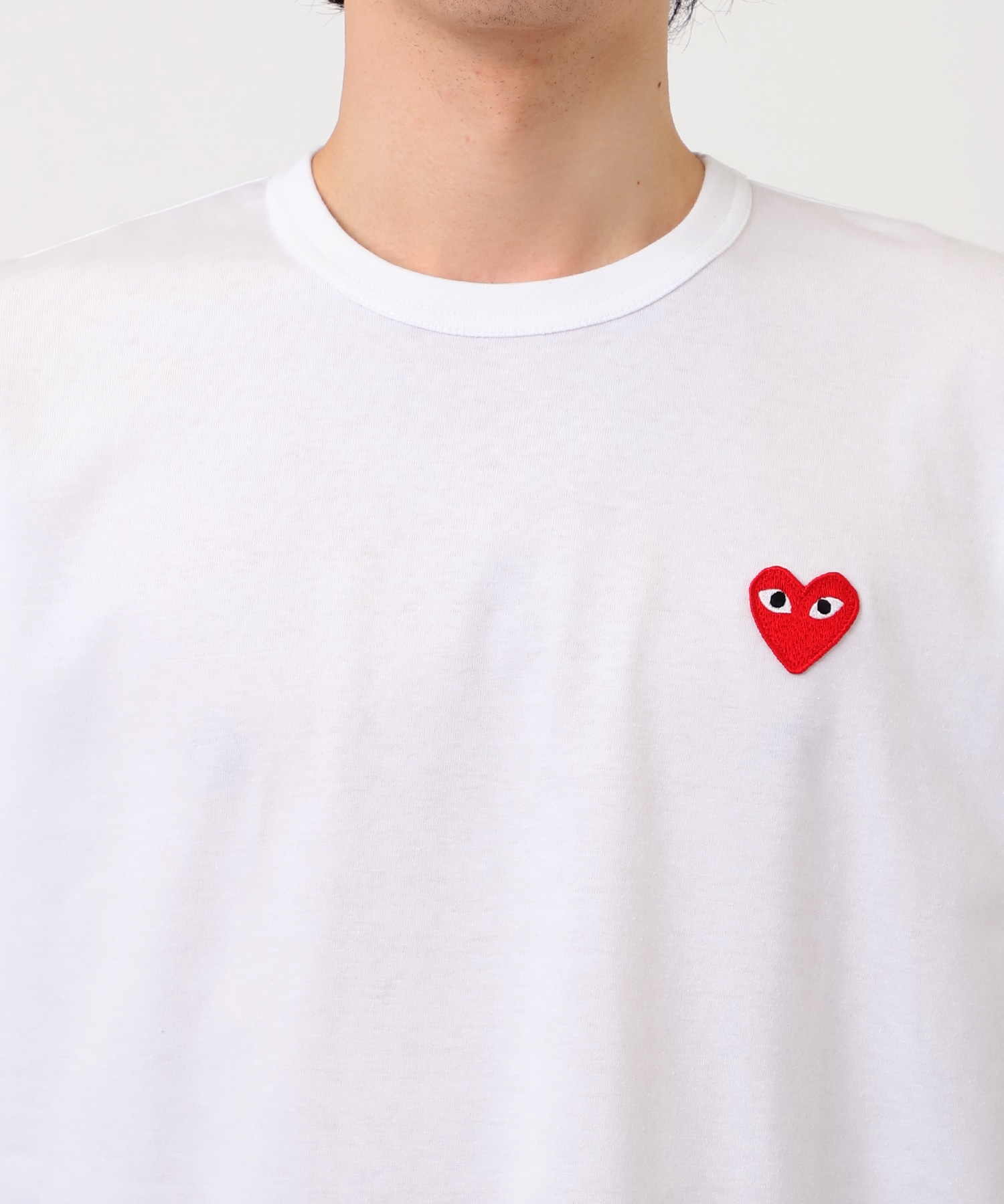 AX-T108-051 T-SHIRT RED EMBLEMRED HEART PLAY COMME des GARCONS