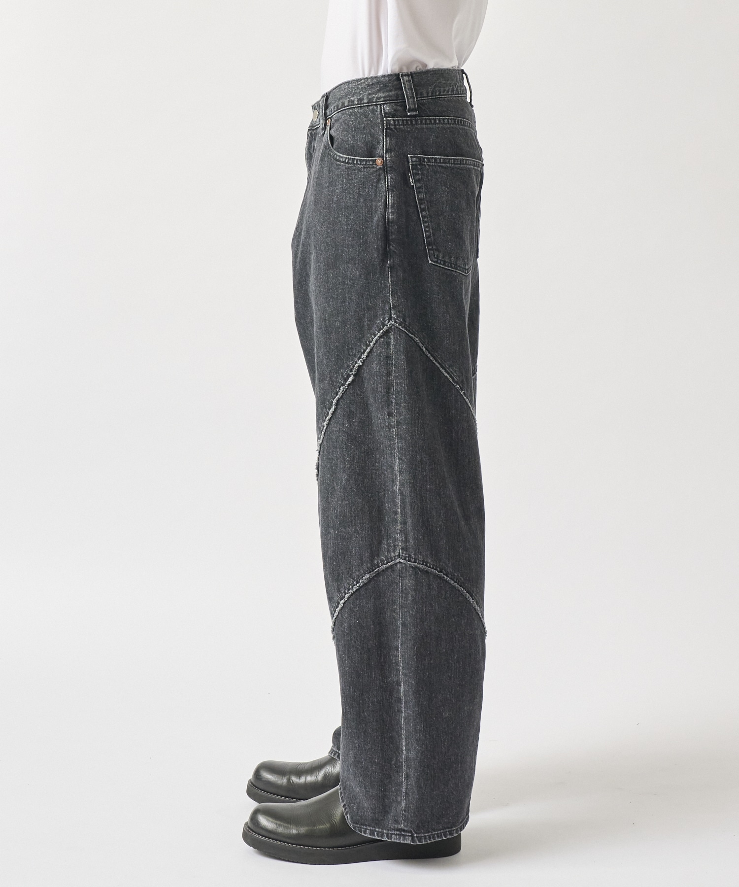 DISTORTED DENIM PANTS JieDa