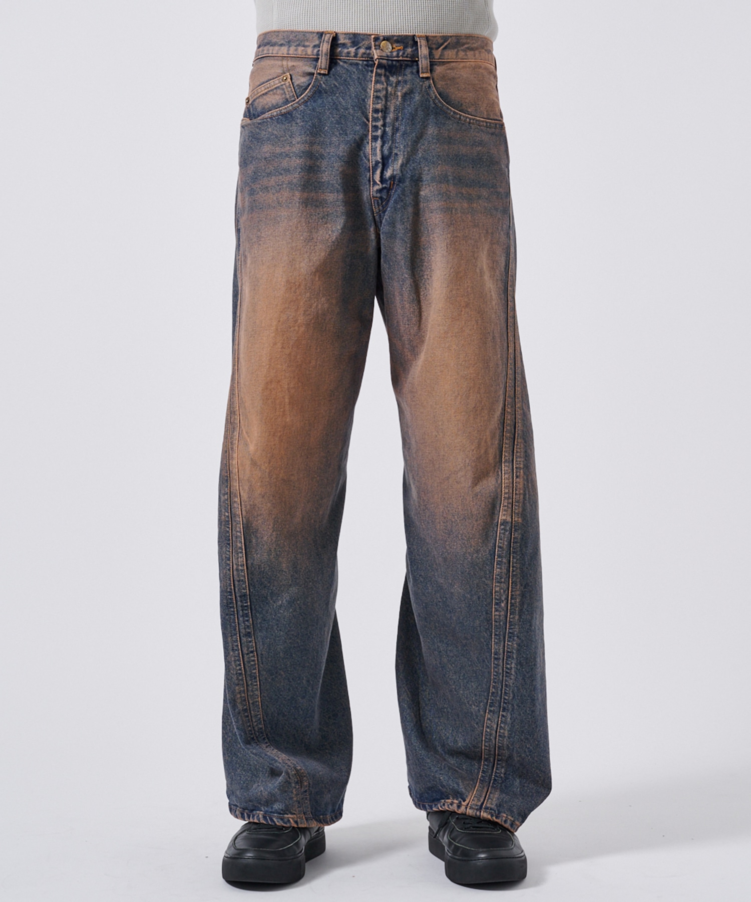 〈別注〉3D TWISTED JEANS NVRFRGT