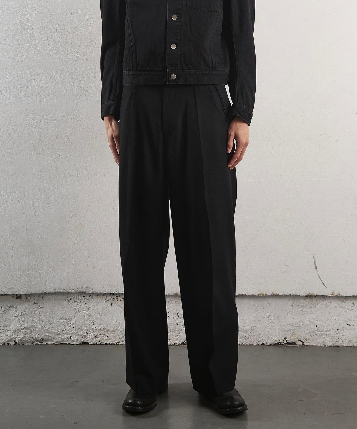 S-CURVED WIDE LEG UTILITY TROUSERS NVRFRGT