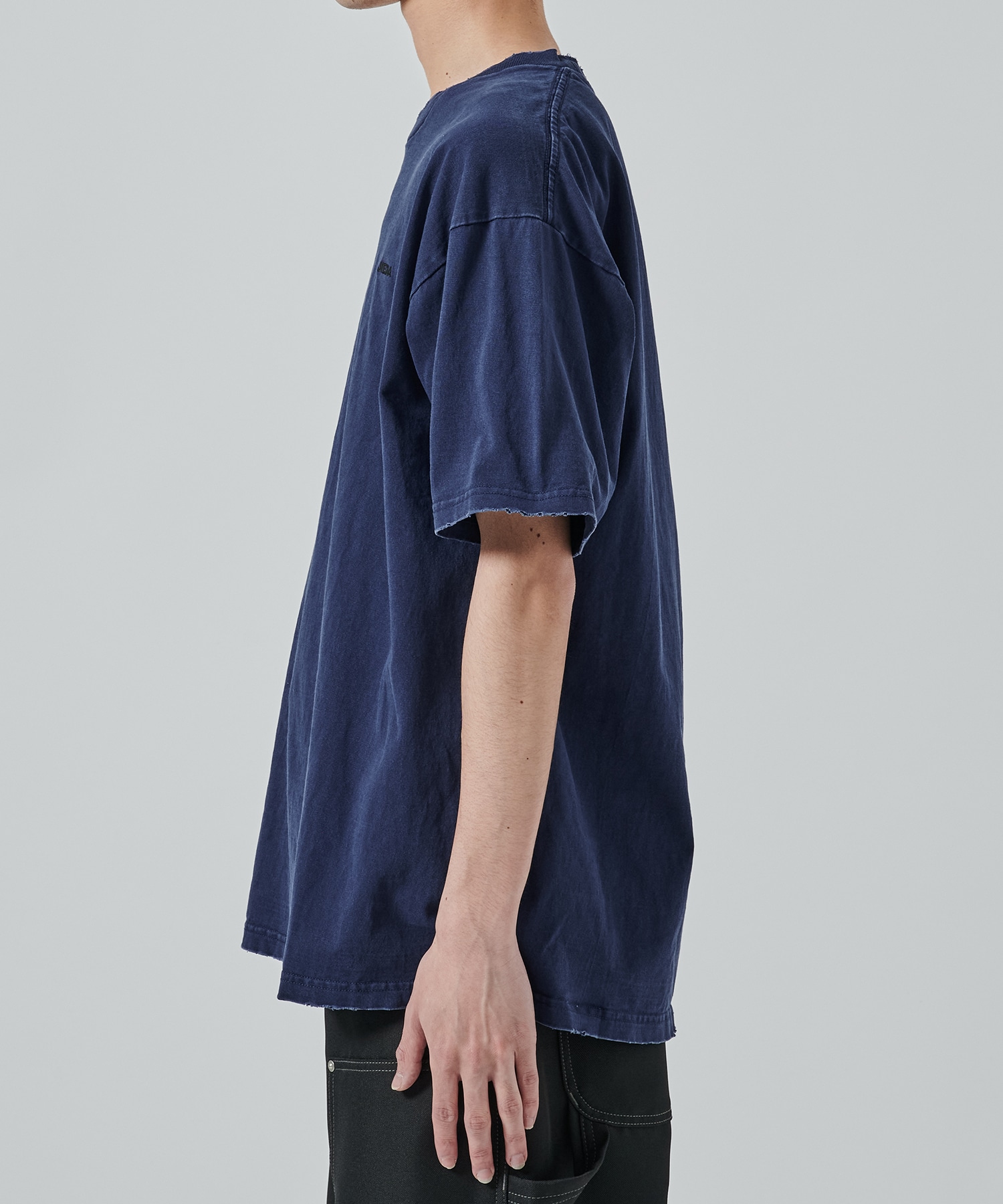 DAMAGE PIGMENT LOGO TEE JieDa