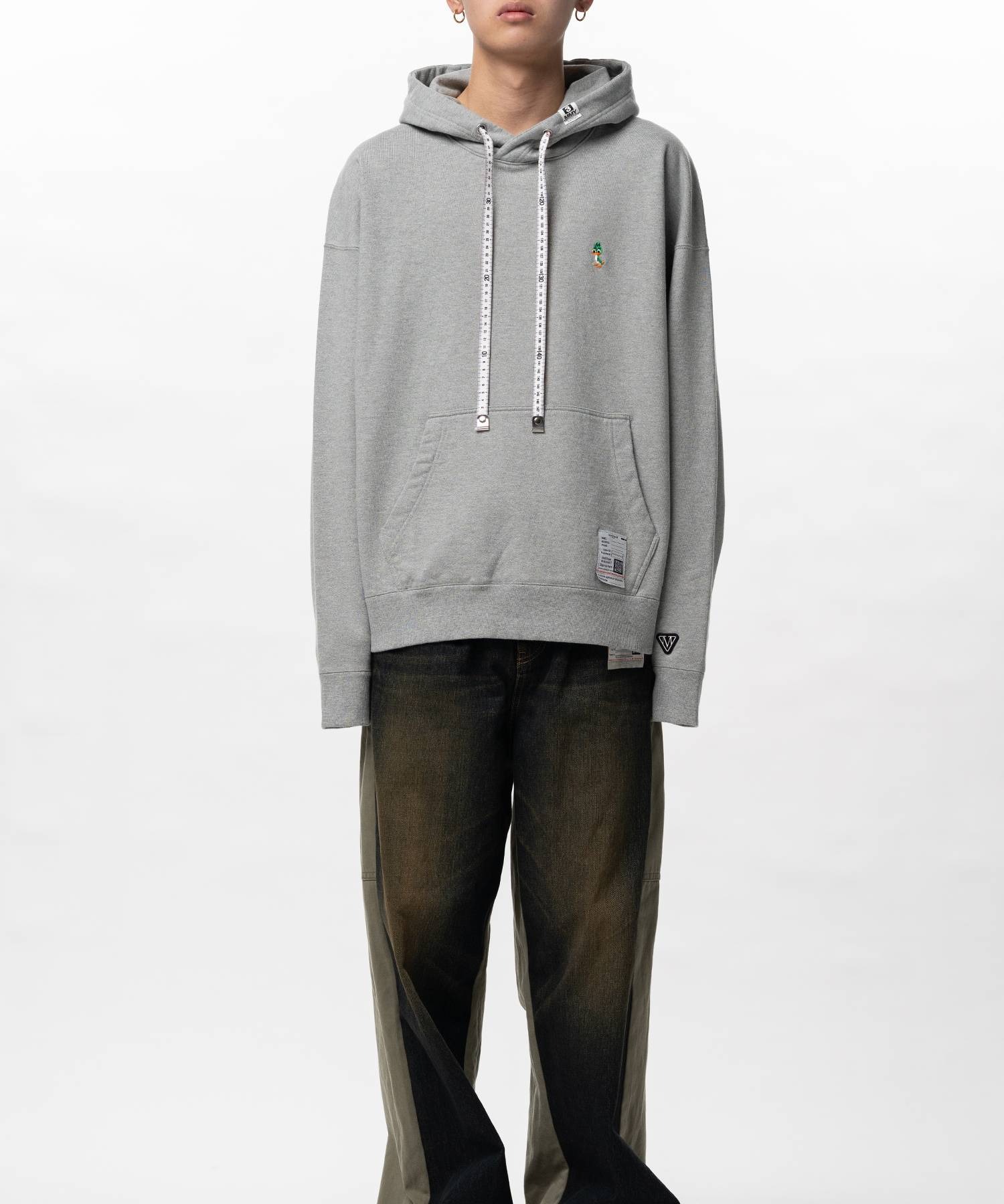 LEON EMBROIDERY HOODIE Maison MIHARA YASUHIRO