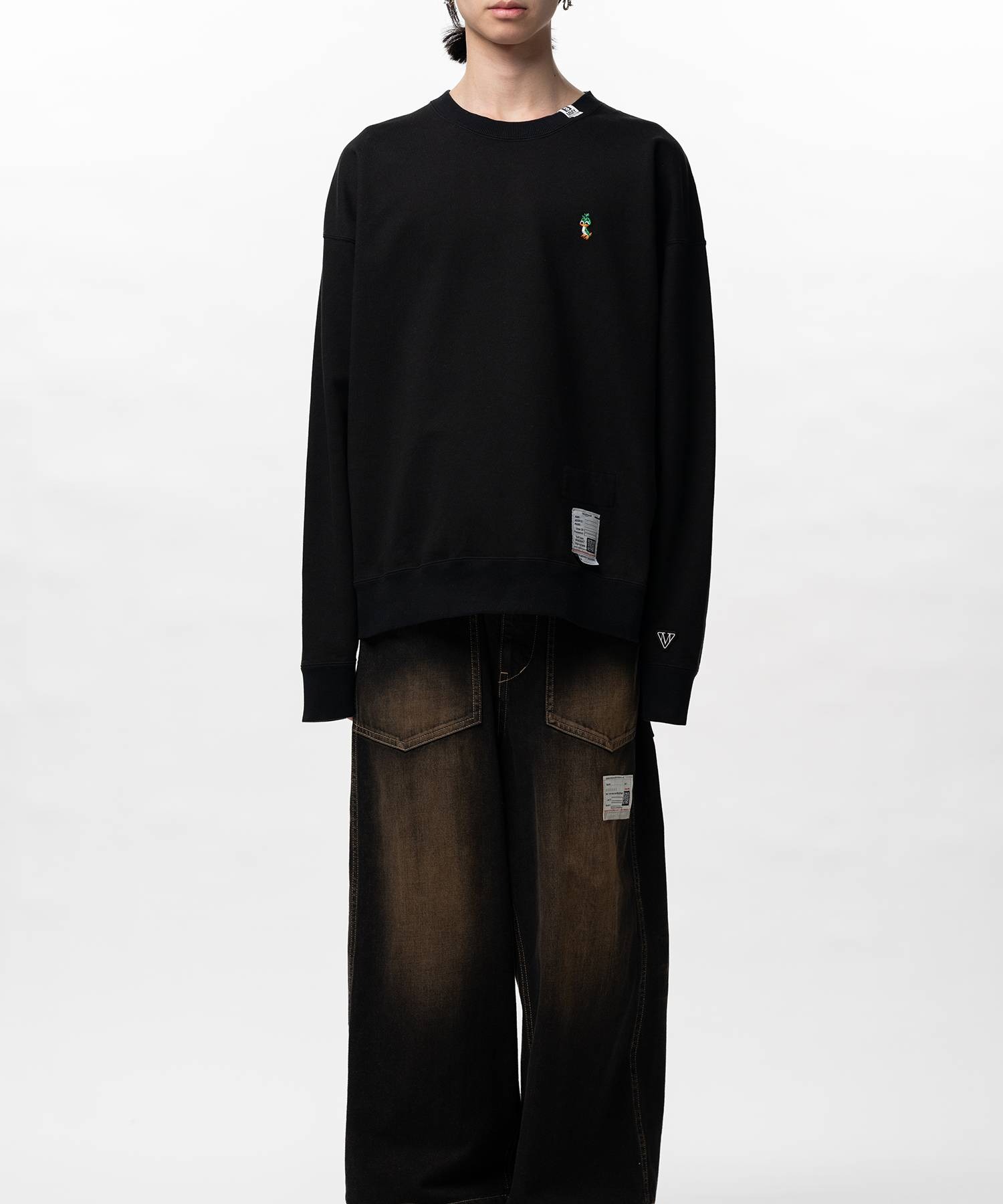 LEON EMBROIDERY PULLOVER Maison MIHARA YASUHIRO