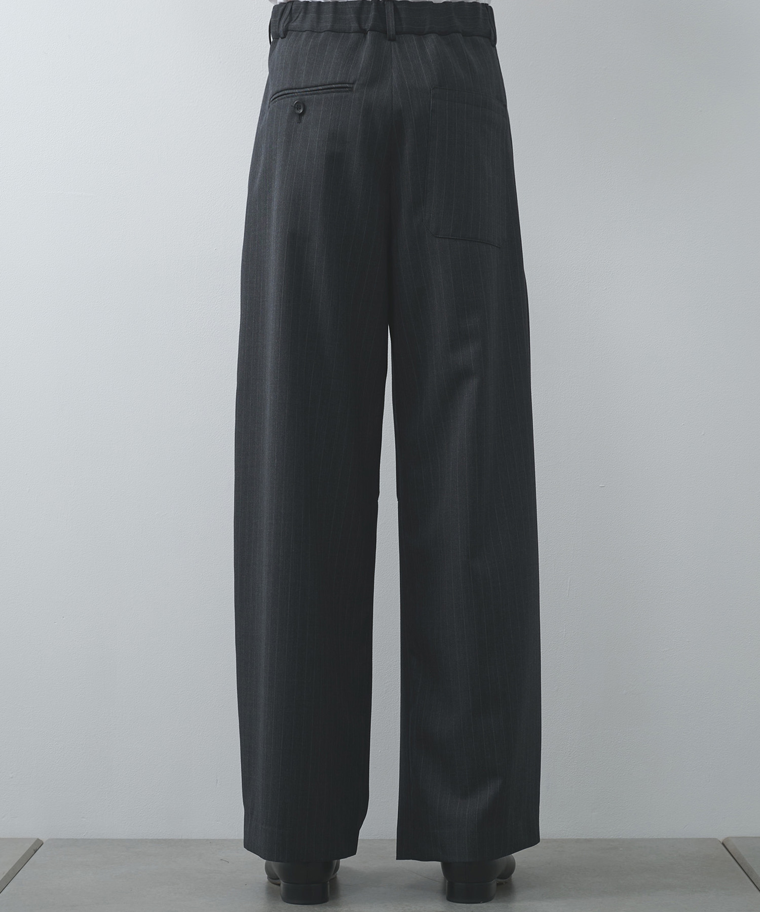 2Tuck Curve Slacks STUDIOUS