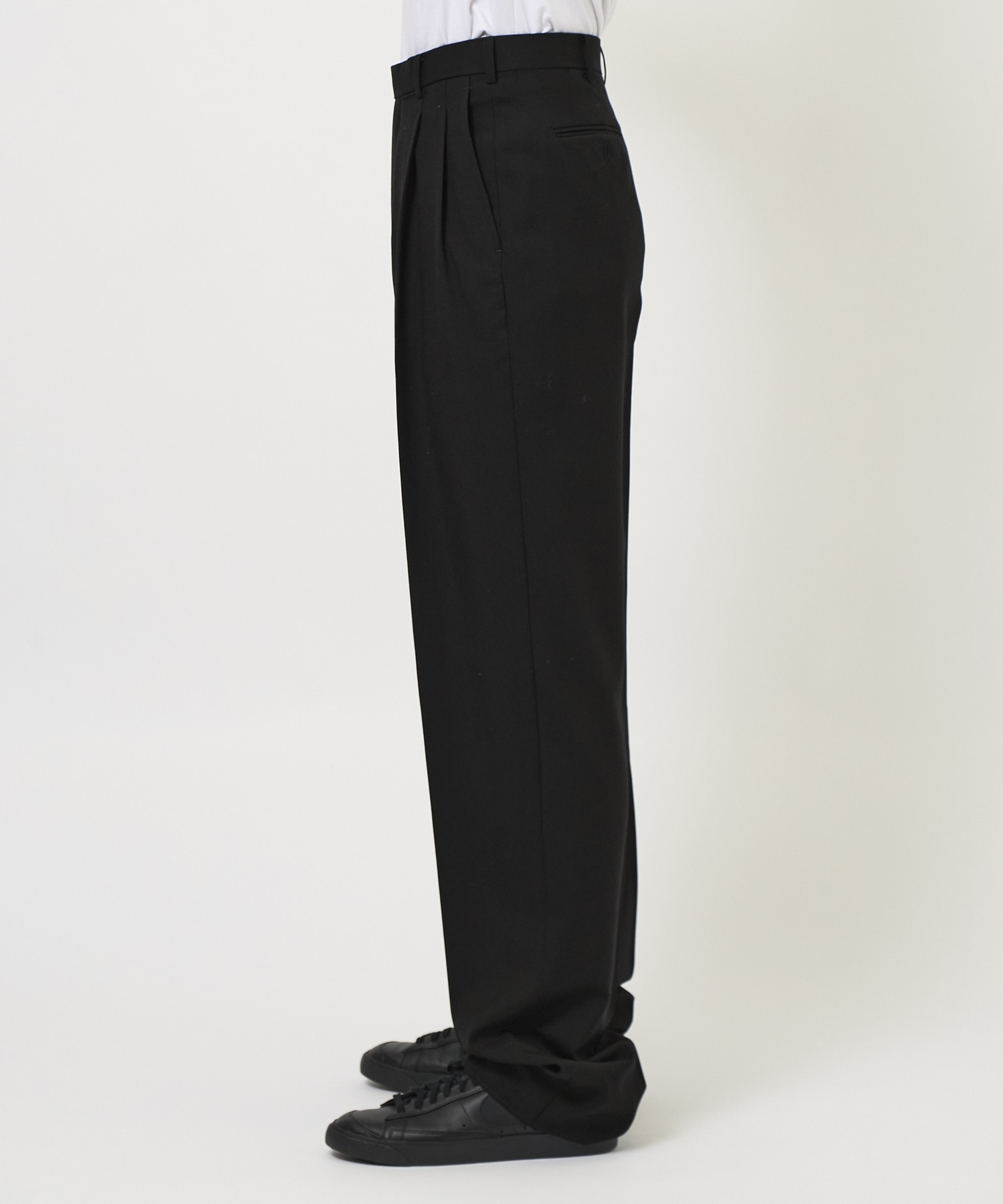 WOOL PLEATED TROUSERS JOHN LAWRENCE SULLIVAN