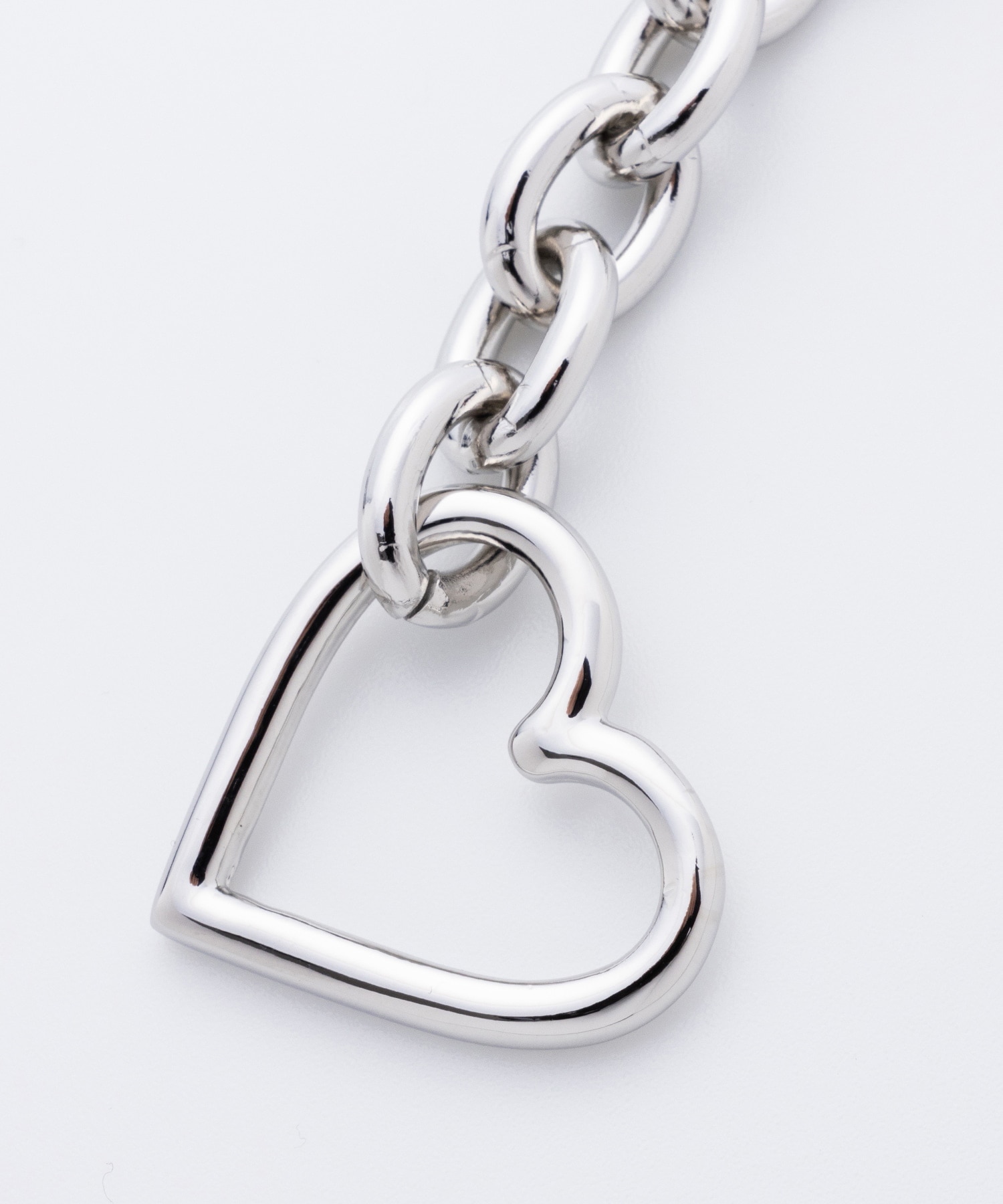 Heart Bracelet (Medium Link) BASICKS