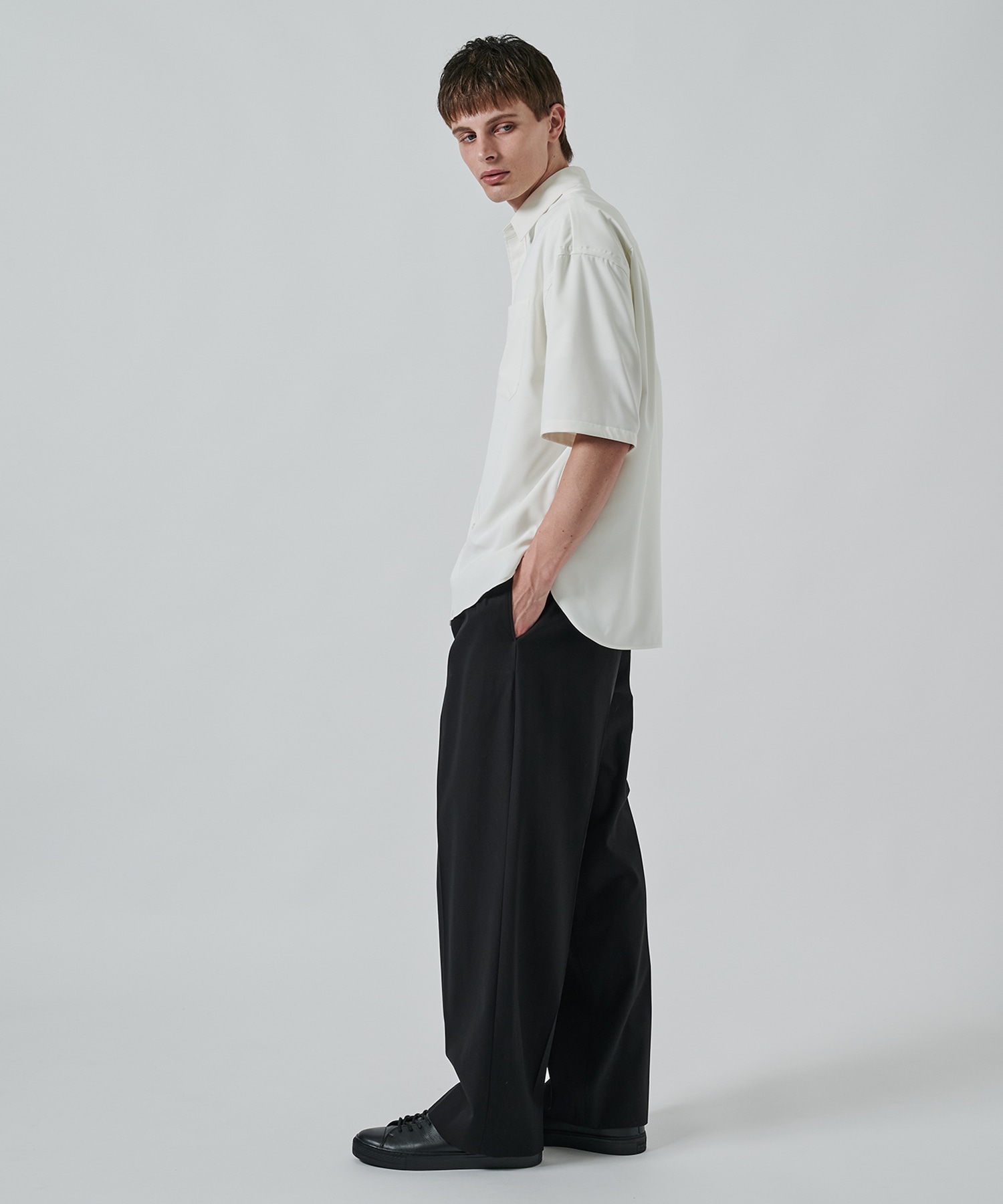 SUKENAI SHIRTS S/S STUDIOUS