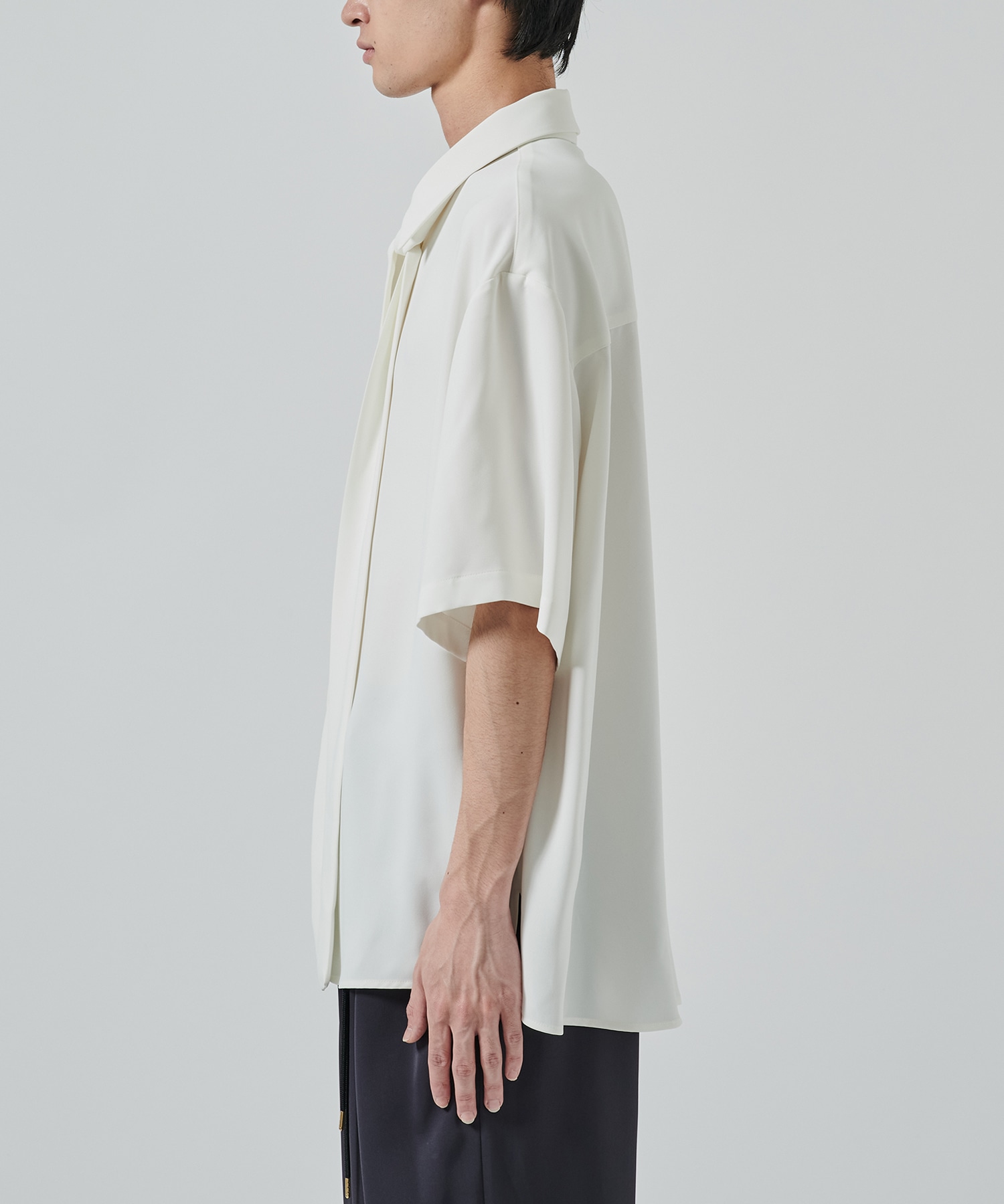 Double Satin Bow Tie Short Sleeve Shirt CULLNI